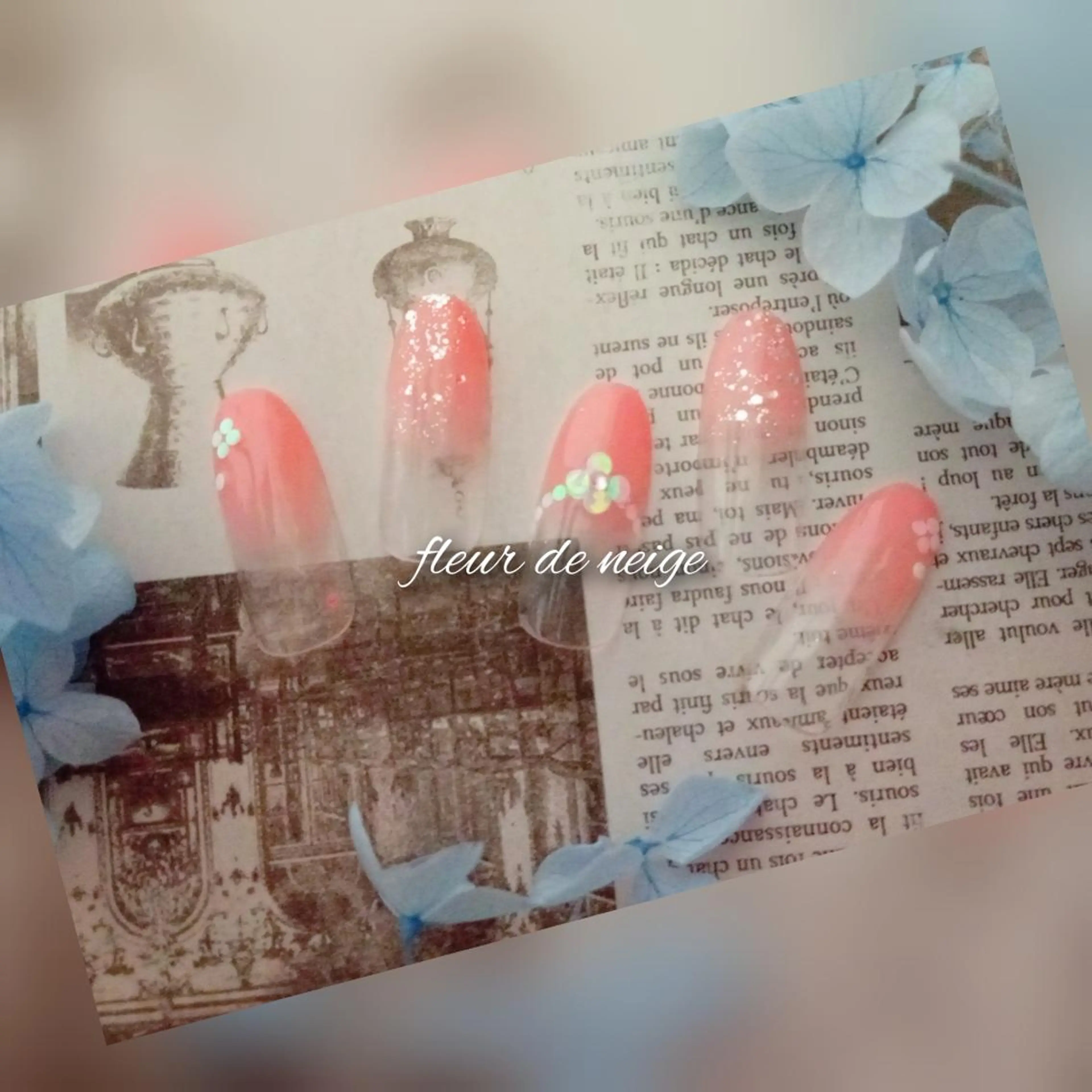 ネイル フラワーネイル グラデーション ホログラムネイル キラキラネイル ハンドネイル flure de neige yukiのネイルデザイン