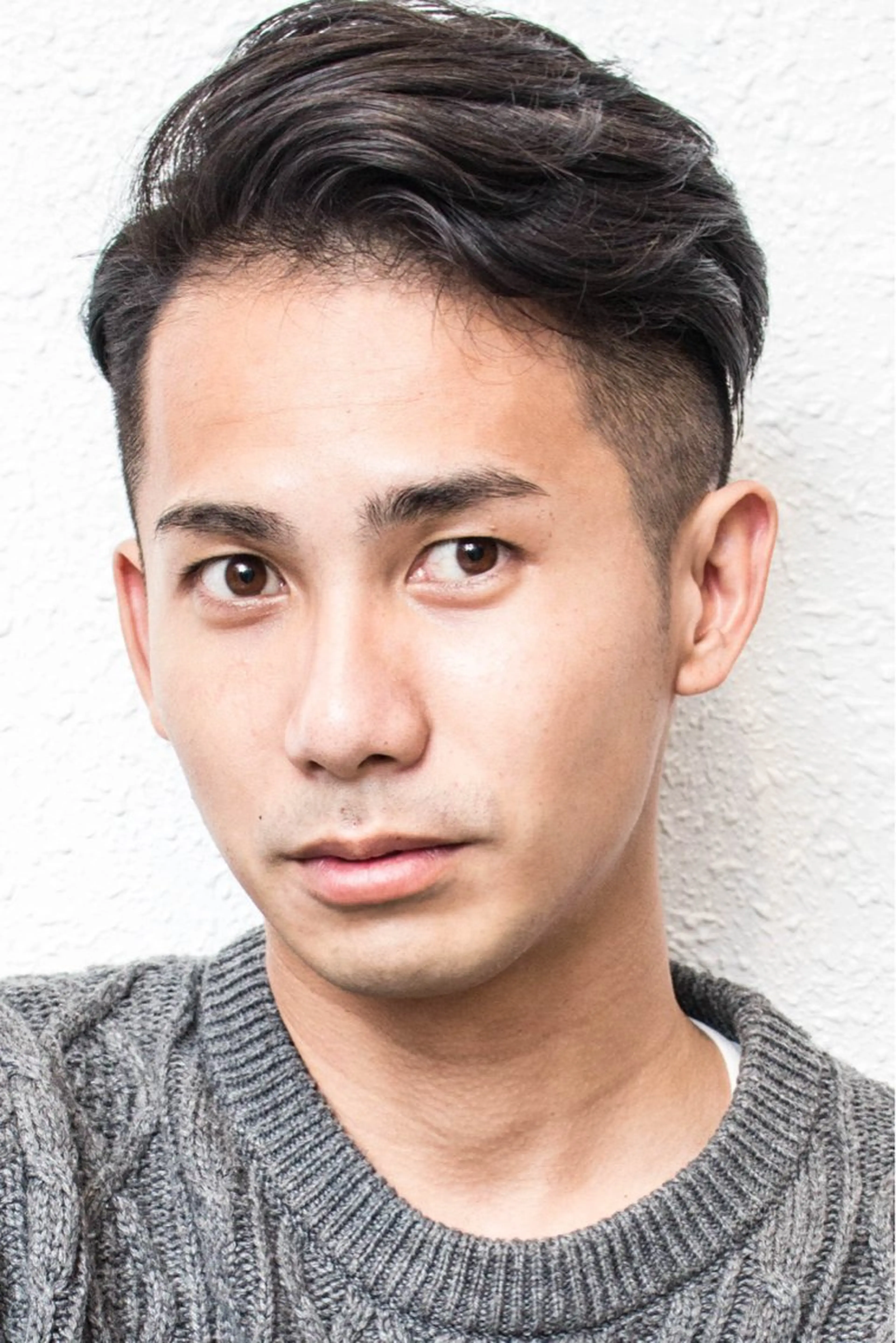 メンズ アップバング ビジネス 七三 刈り上げ メンズ専門美容室 JR宝塚駅徒歩１分のヘアスタイル