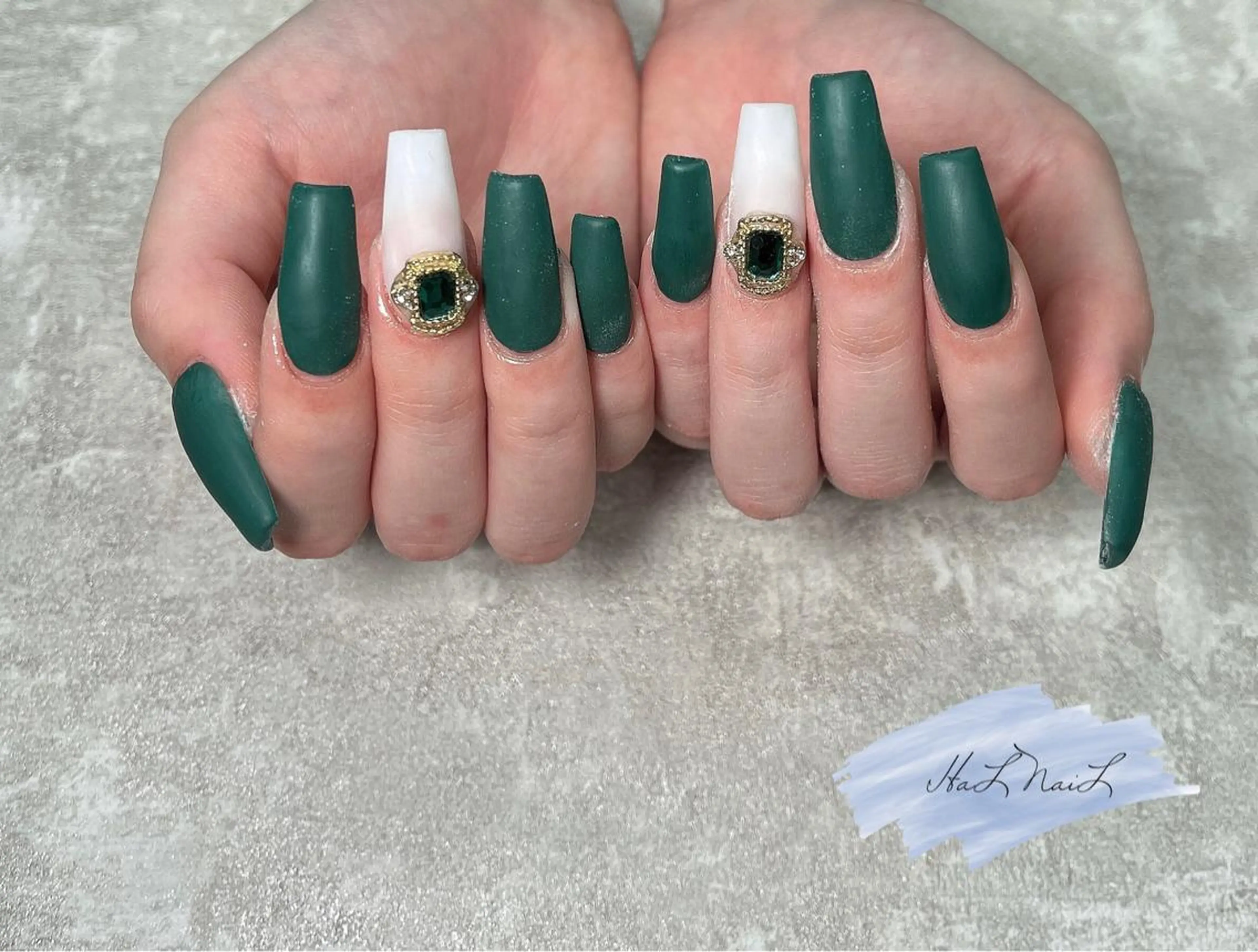 ネイル ハンドネイル HaL NaiLのネイルデザイン