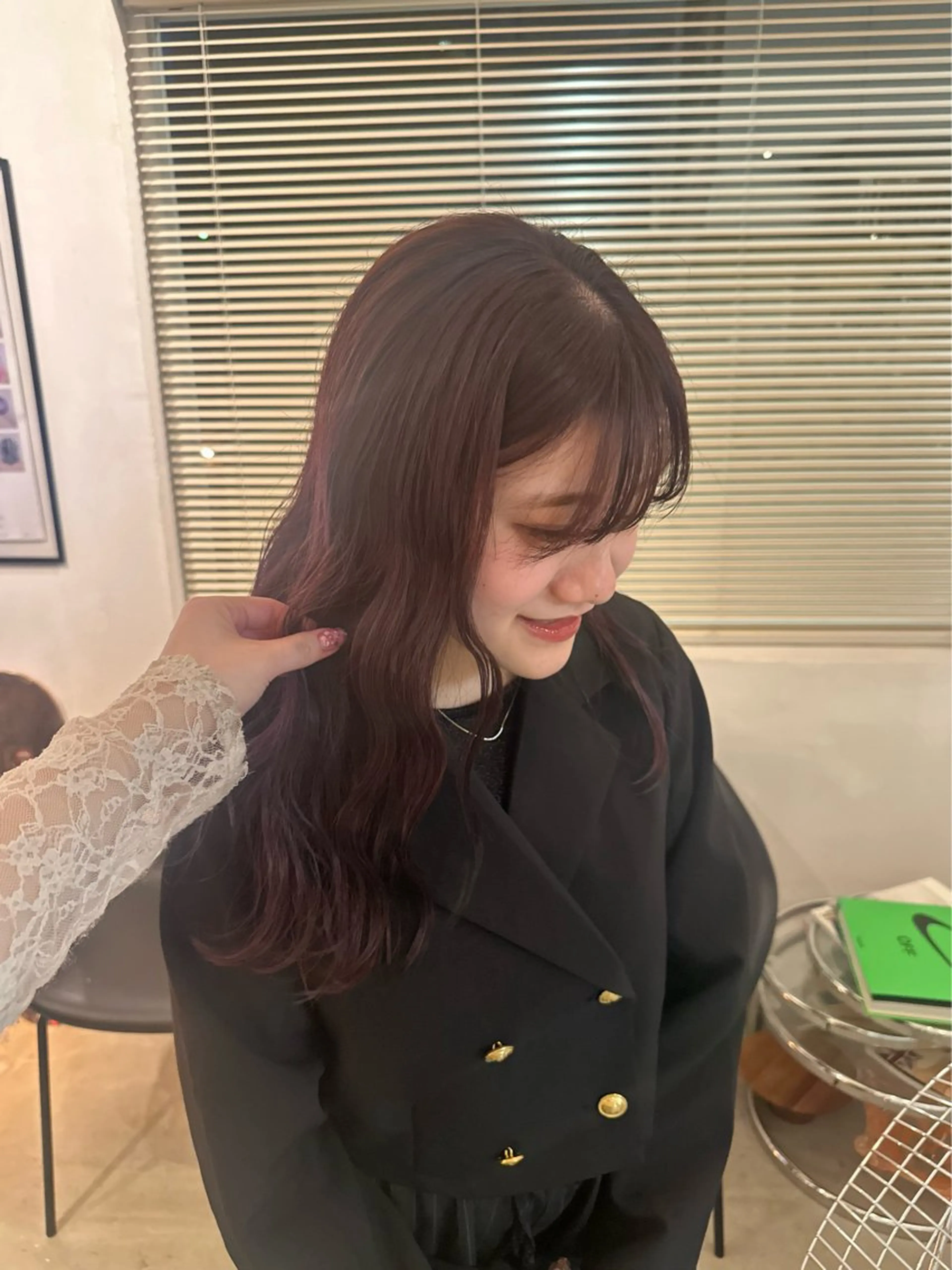 ロング カヨコ/ハイトーン /透明感カラーのヘアスタイル