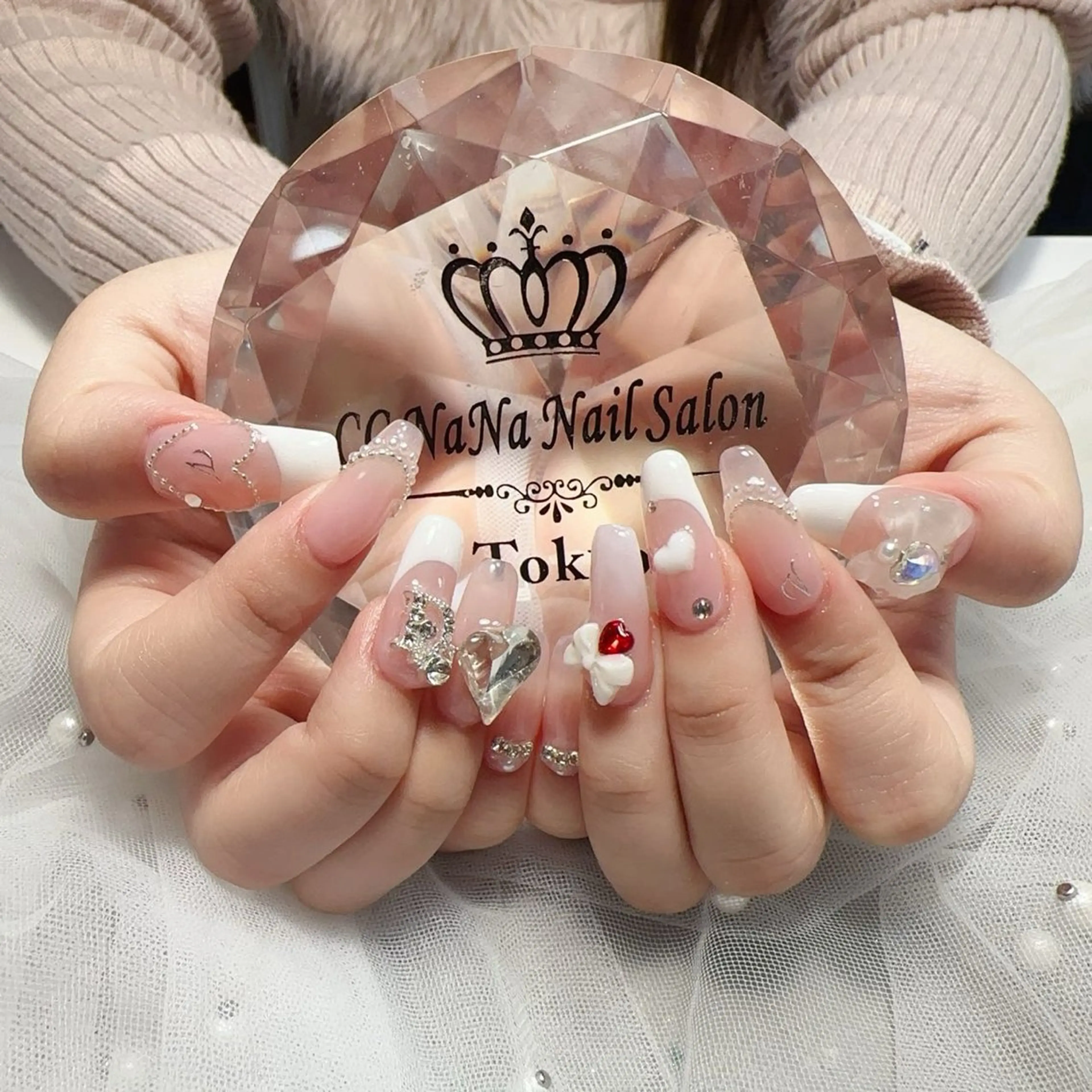 ネイル ゴージャス ハンドネイル 💎CC・NaNa 韓国風ネイル🌙Cのネイルデザイン