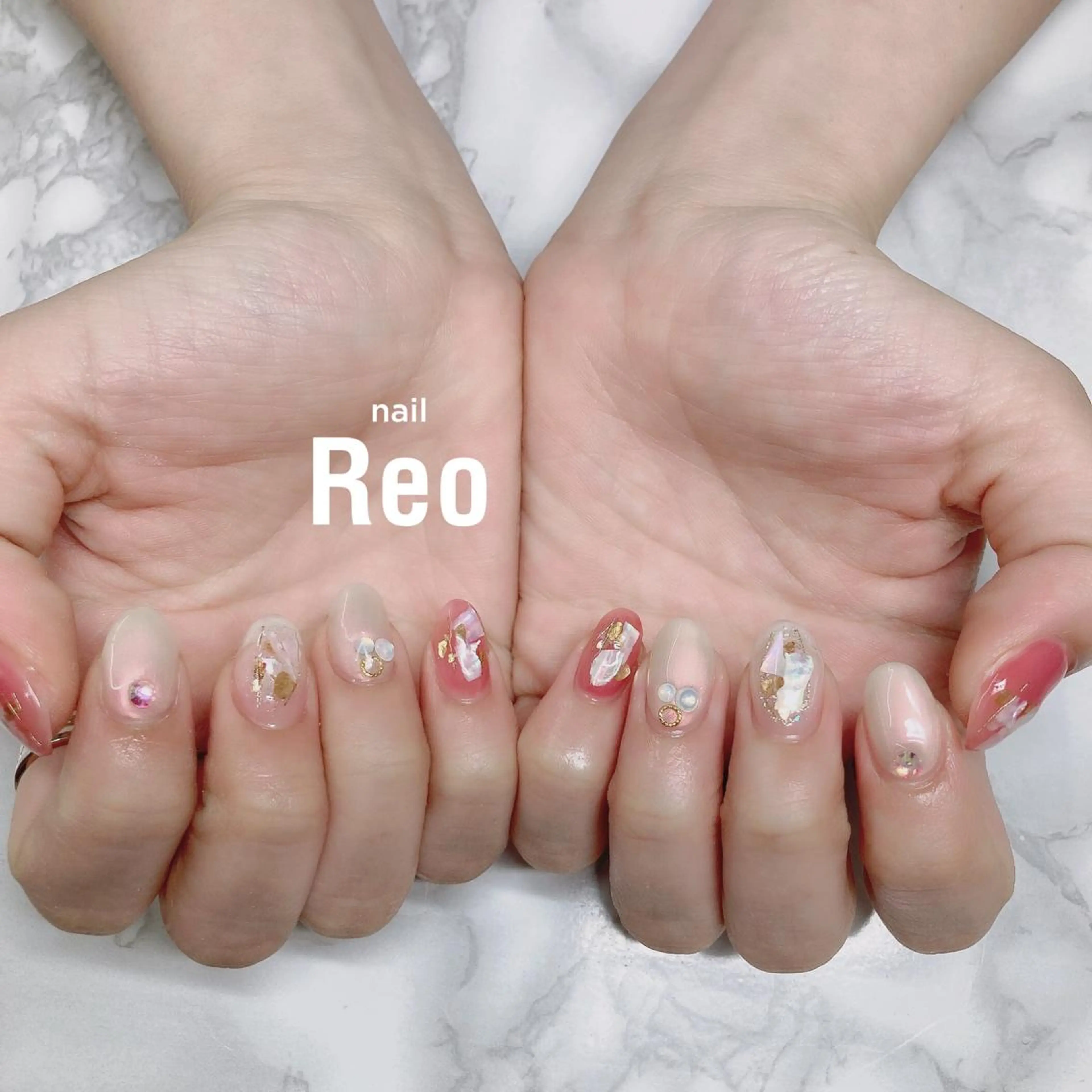 ミディアム ネイル Reonail 💕Kana💕のネイルデザイン