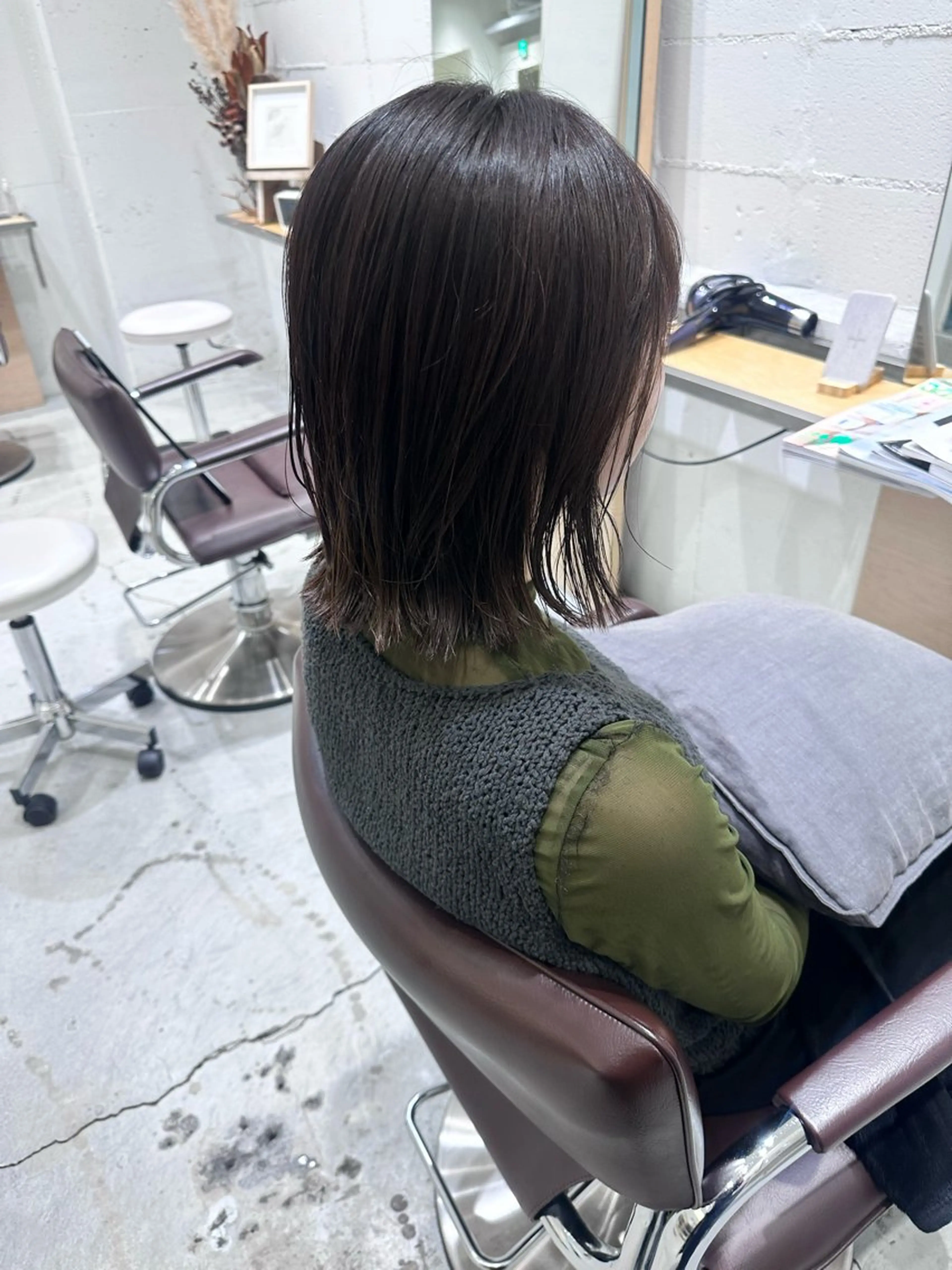 ミディアム ハイライト 高橋友里亜 /フリーランスのヘアスタイル