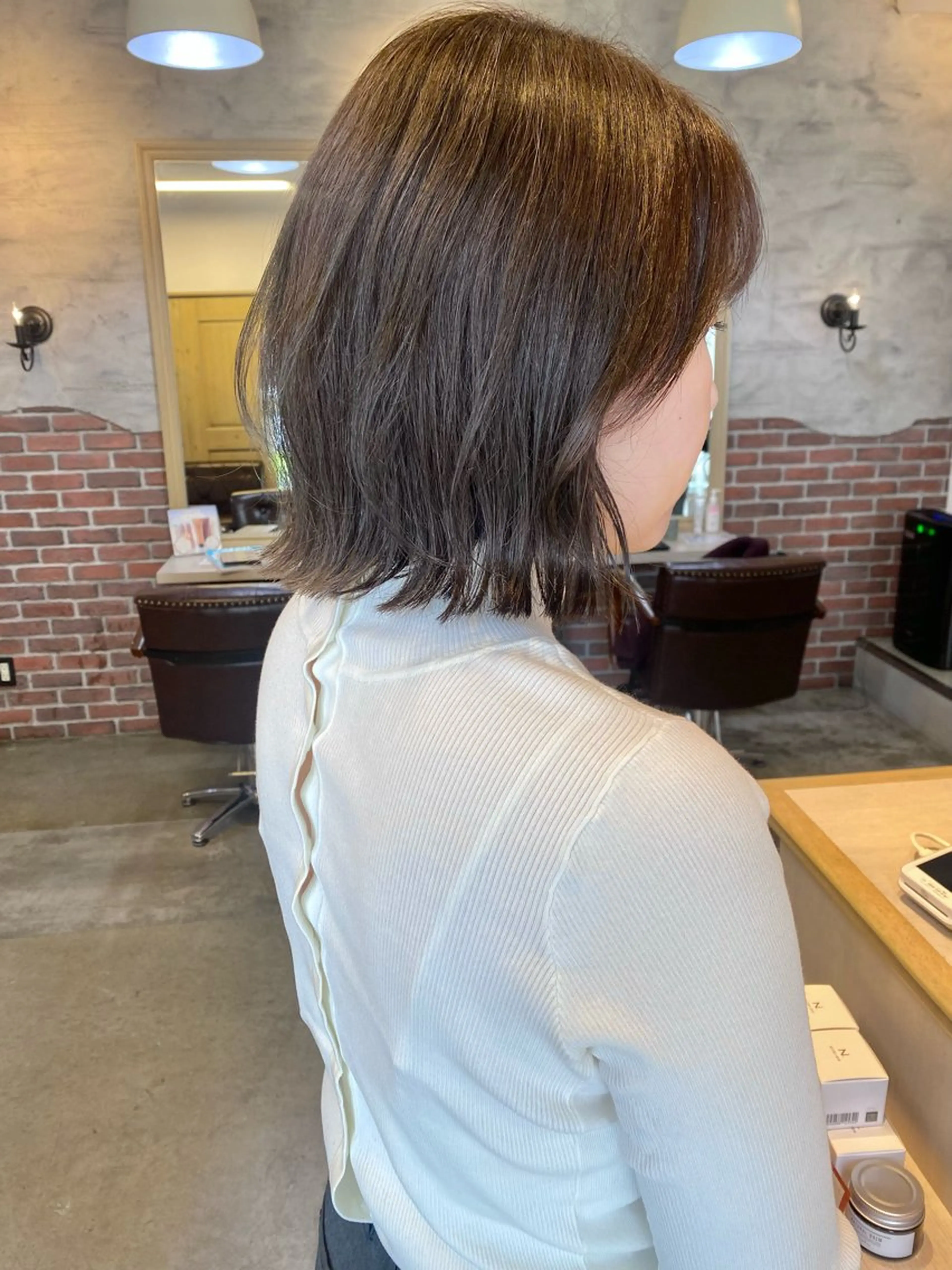 ミディアム カラー ボブレイヤー ボブ レイヤーカット カット ヘアカラー レイヤーカット/ 根本瑠実のヘアスタイル