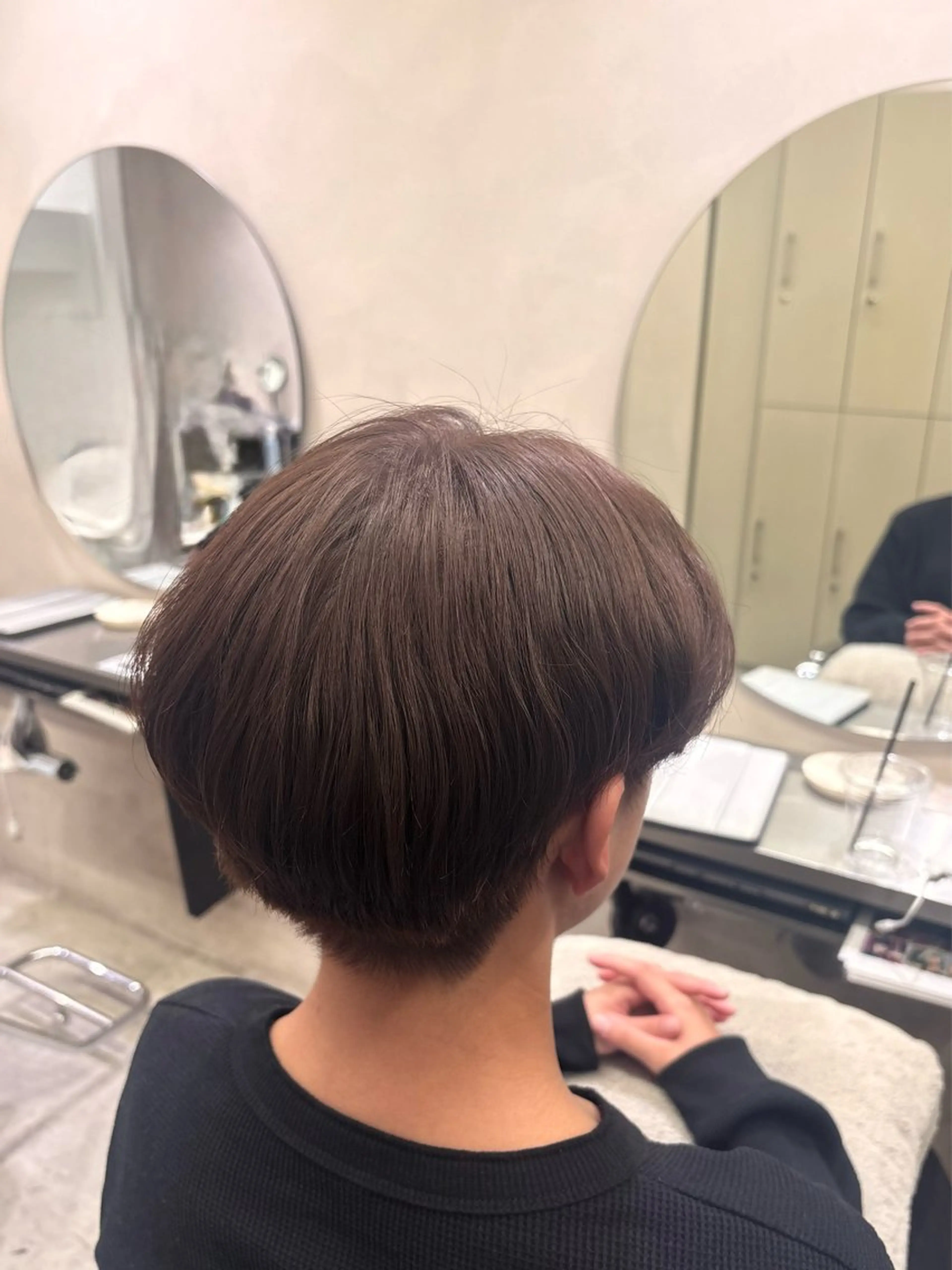 カラー ブリーチ 西村 はなののヘアスタイル