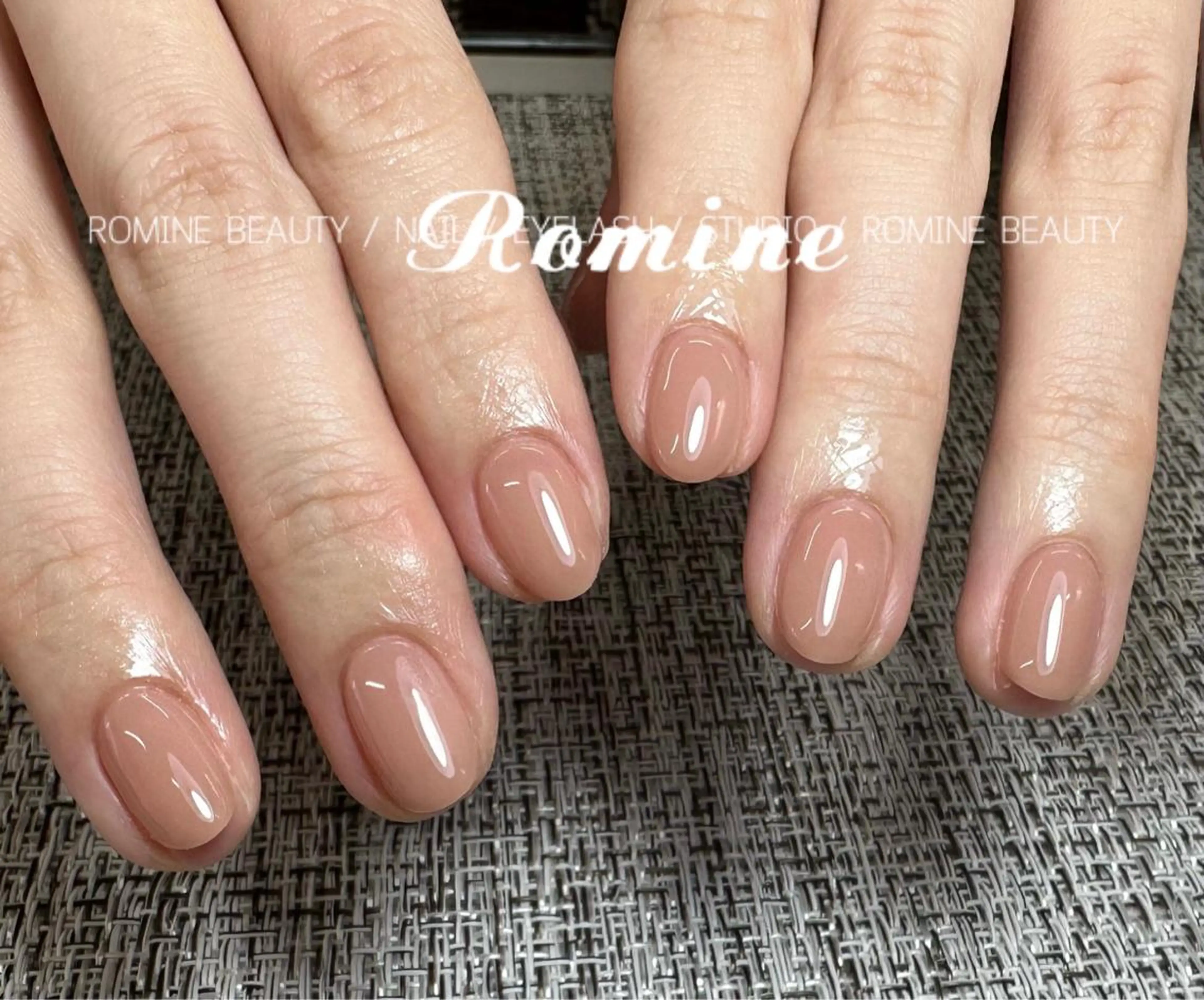 ネイル ハンドネイル Romine アイラッシュ&ネイルのマツエク・マツパデザイン