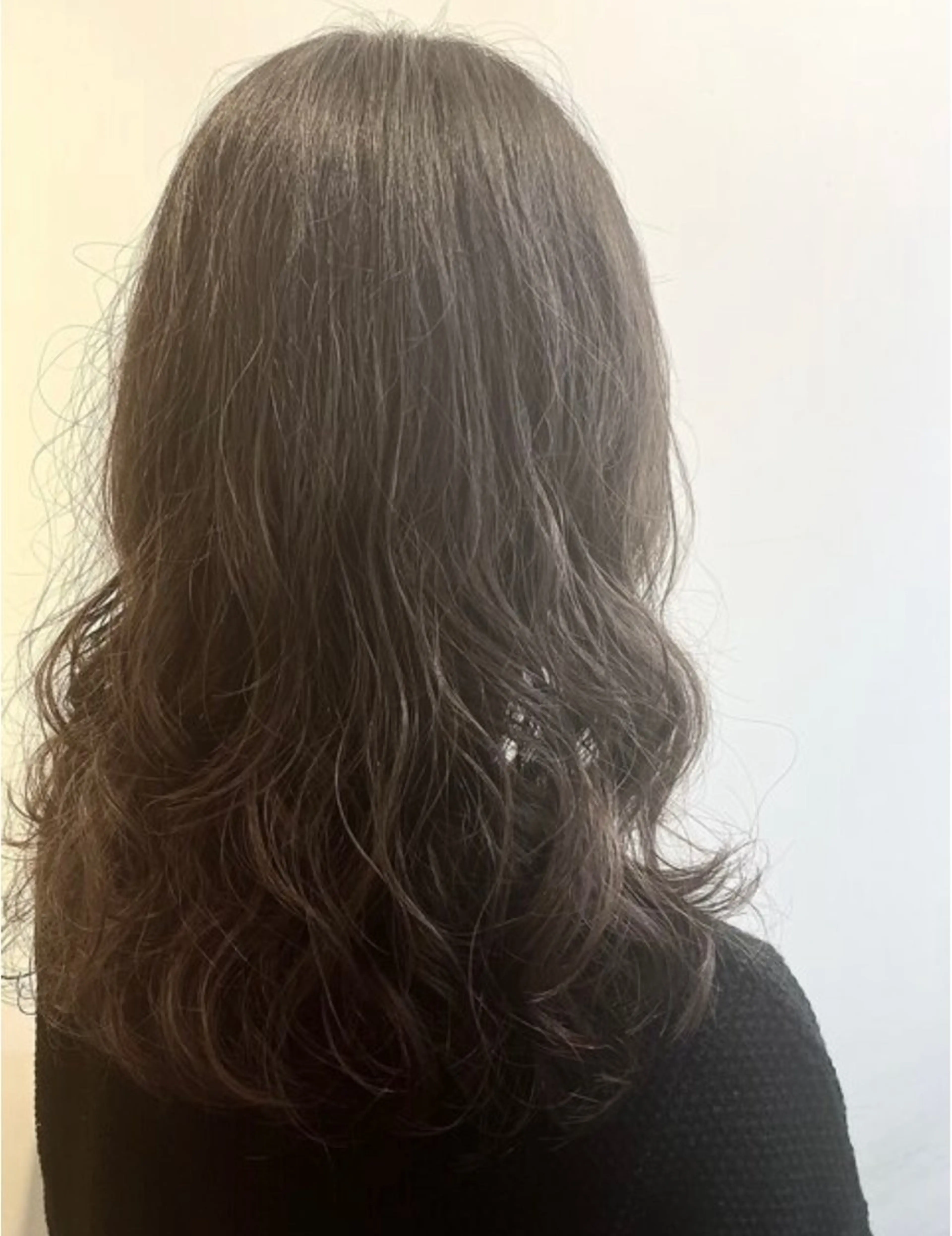 セミロング パーマ カット パーマ 小沼采唯👧🏼 海好きオヌちゃんのヘアスタイル