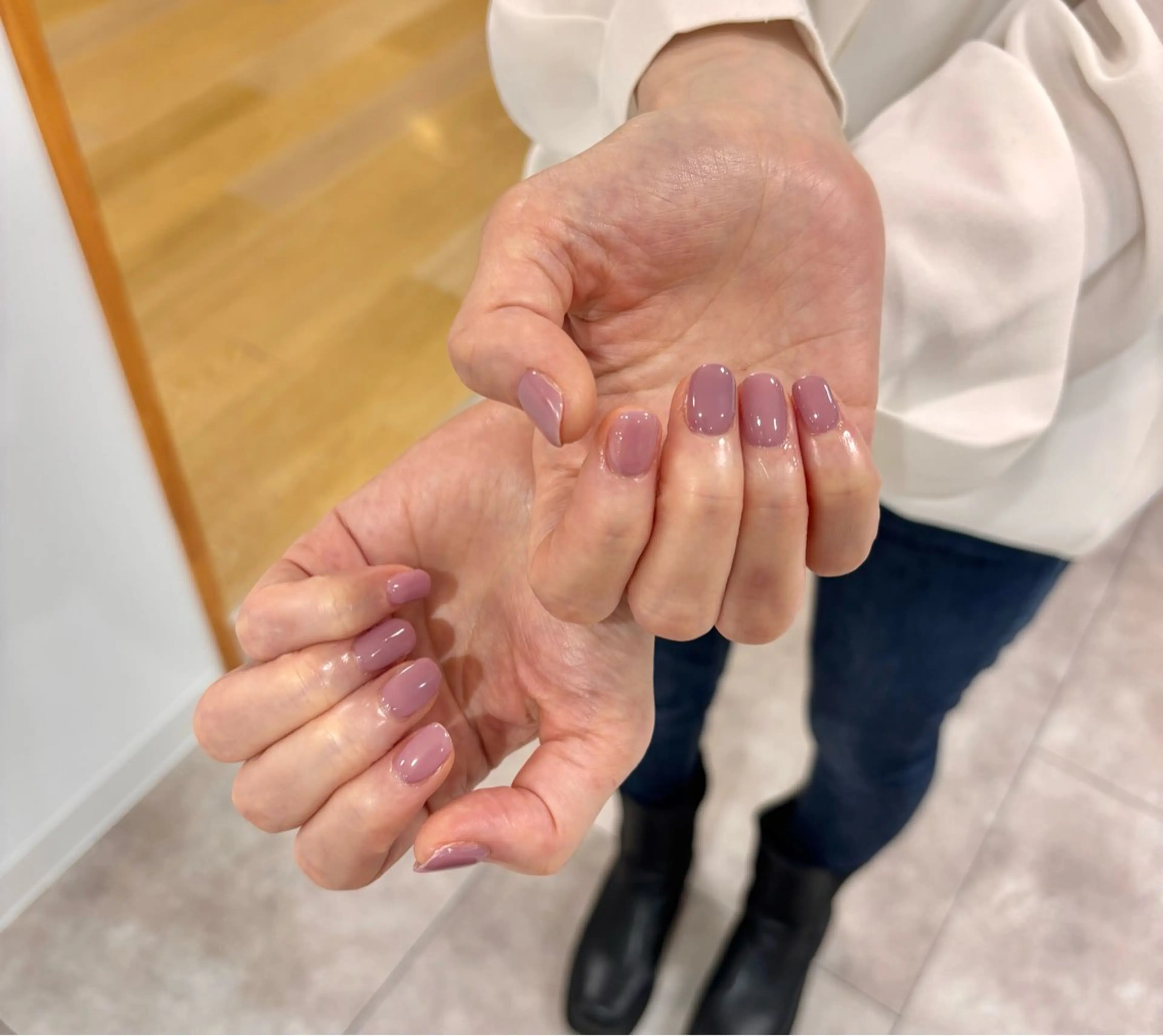 ネイル ワンカラーネイル 土屋 陽花利のネイルデザイン