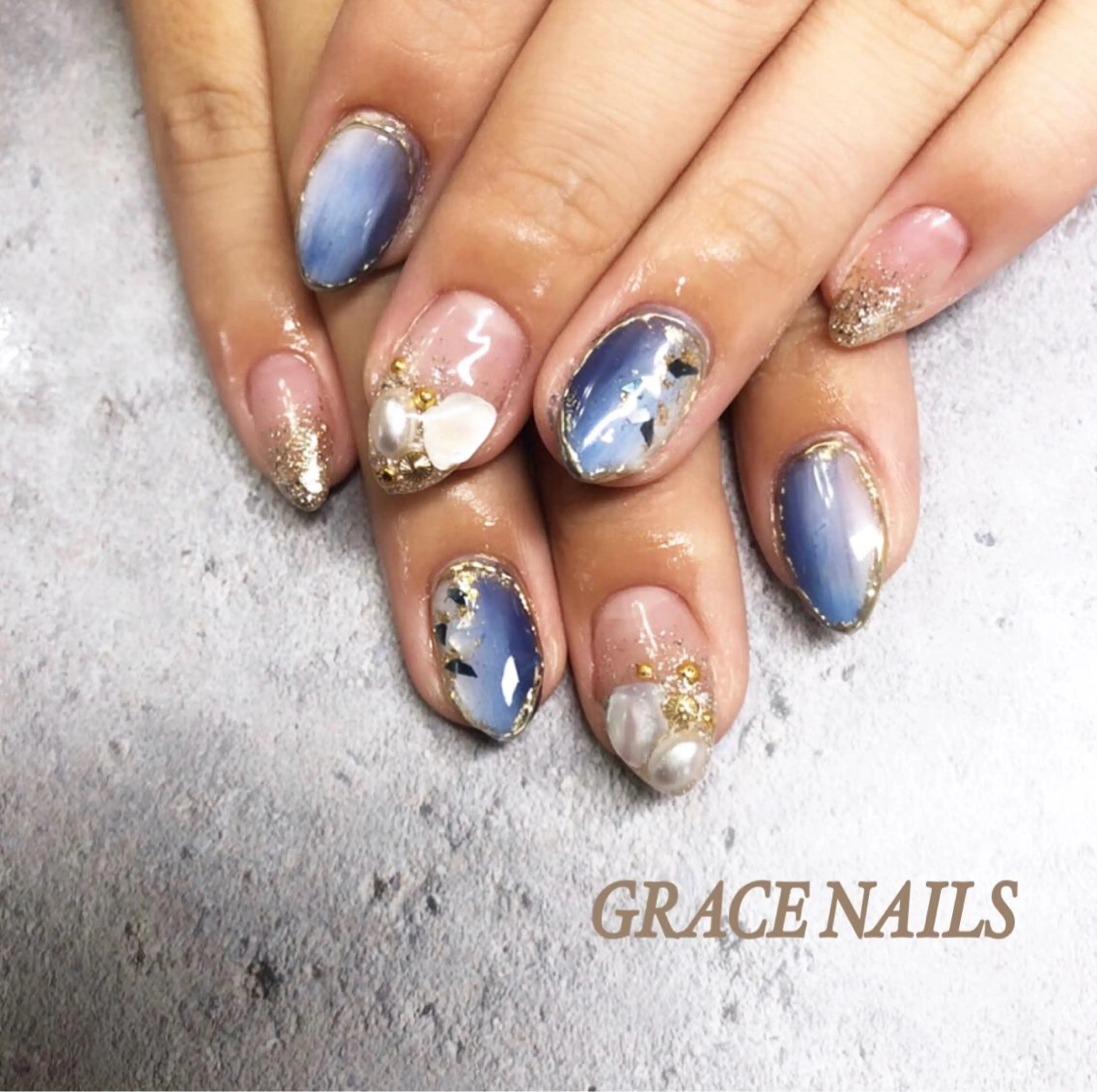 ネイル ハンドネイル フットネイル GRACE NAILSのネイルデザイン