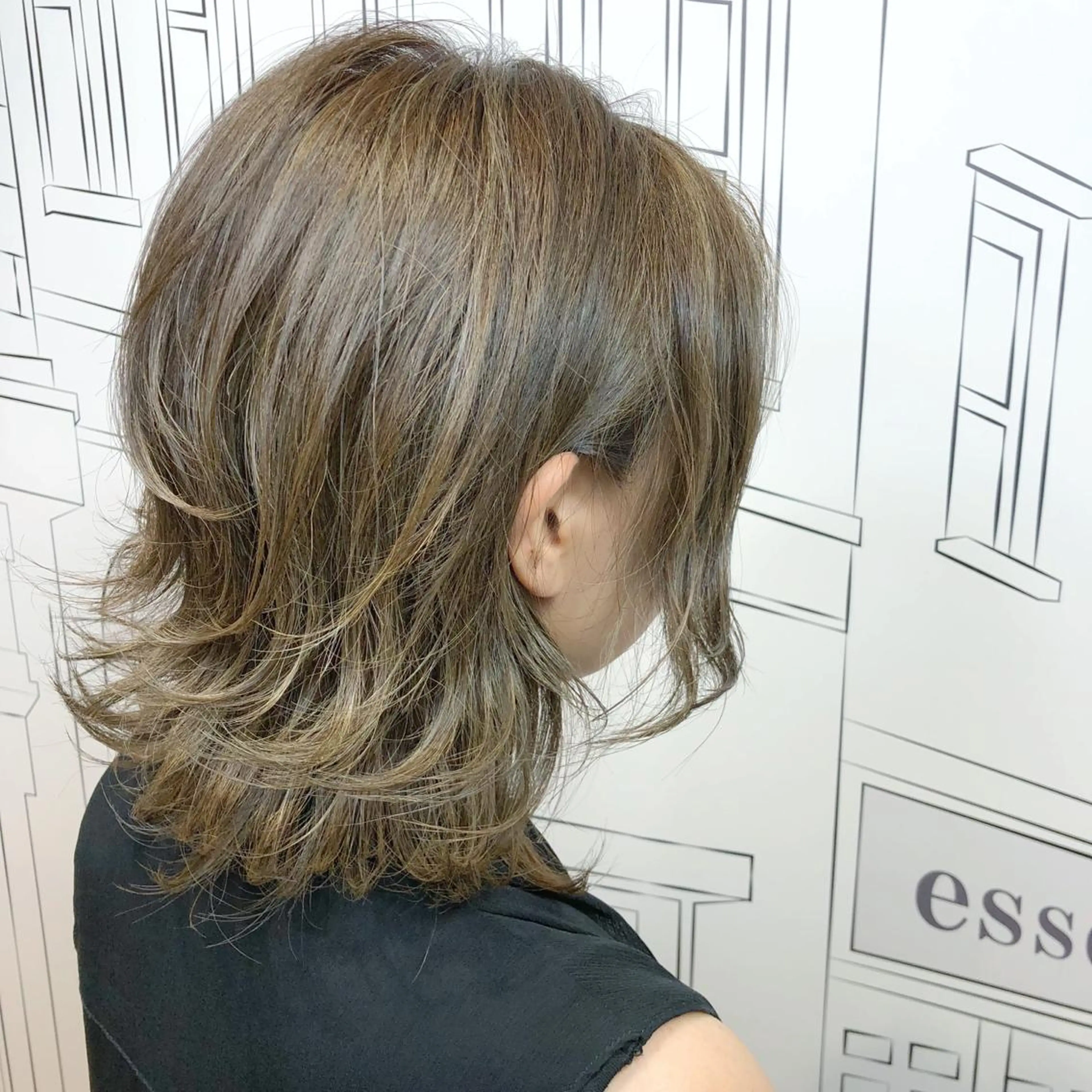 ミディアム ボブレイヤー ボブ レイヤーカット 外ハネヘア レイヤー⭐️カラー ⭐️平川雅史のヘアスタイル