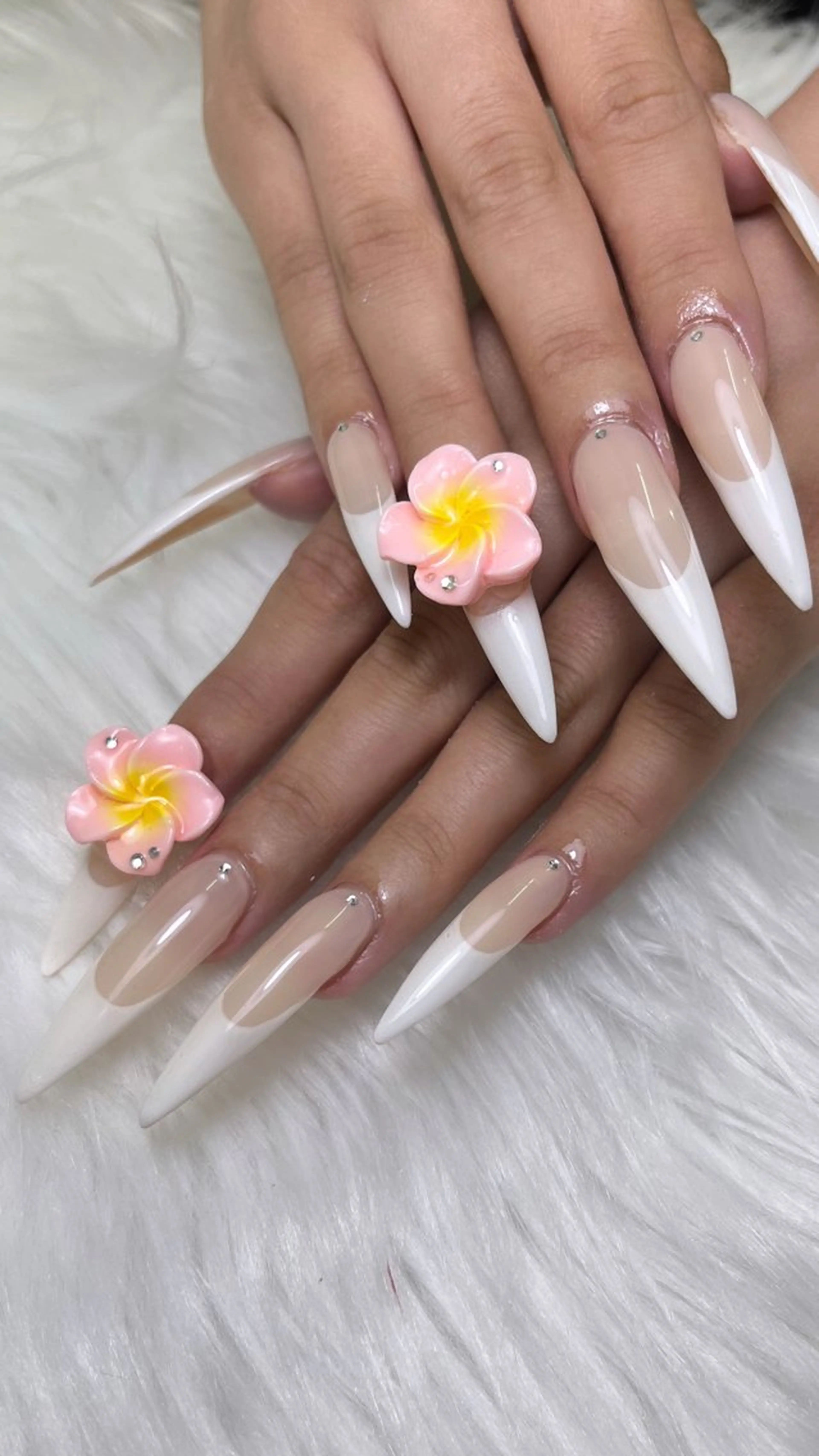 ネイル ハンドネイル limo/ kotomiのネイルデザイン