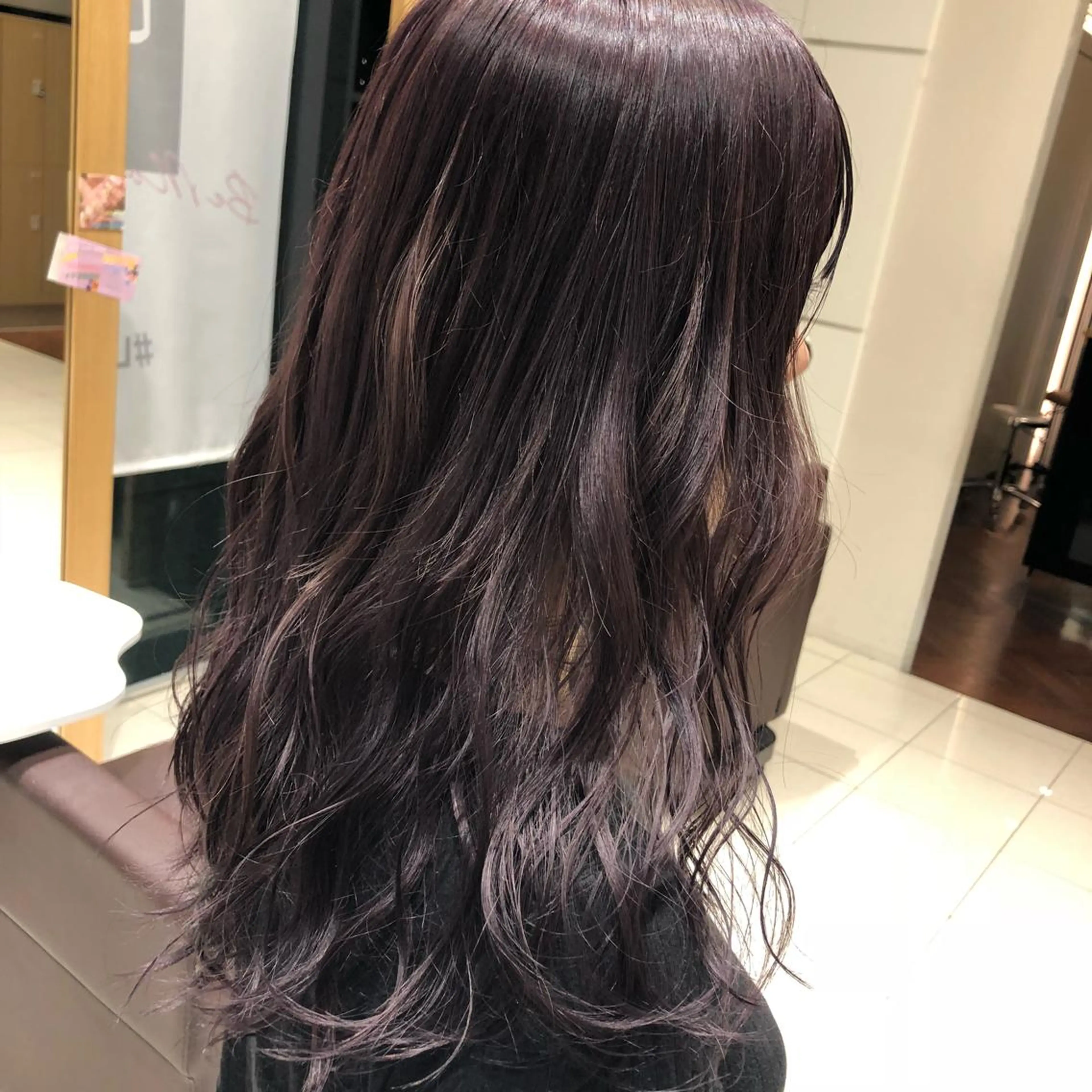 ロング パープルカラー カット ヘアカラー L.C.E心斎橋WEST所属・野上 綾香のヘアスタイル