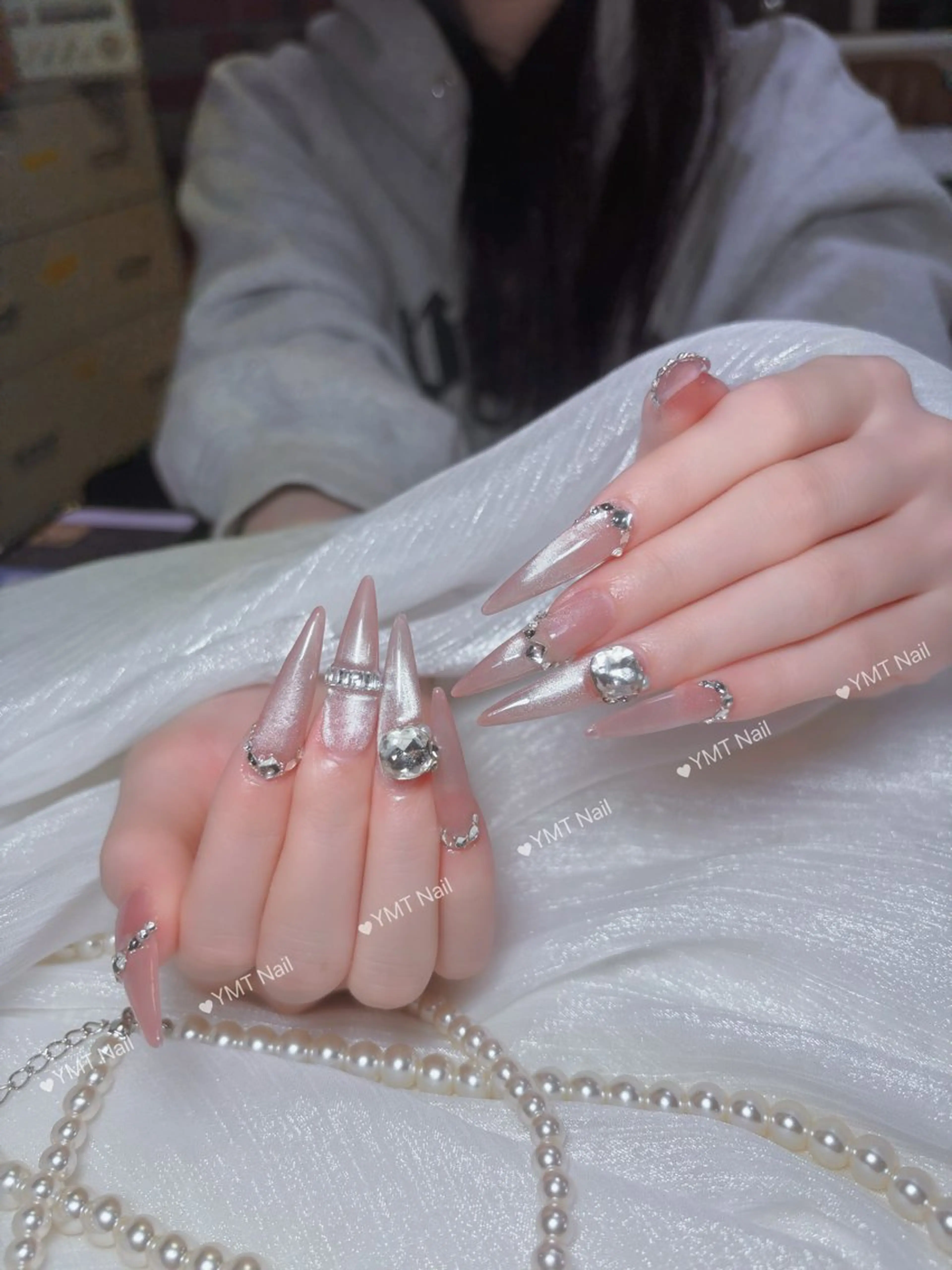 ネイル 長さ出し フットネイル ジェルネイル 韓国ネイル マグネットネイル ハンドネイル YMT NailStudioのネイルデザイン