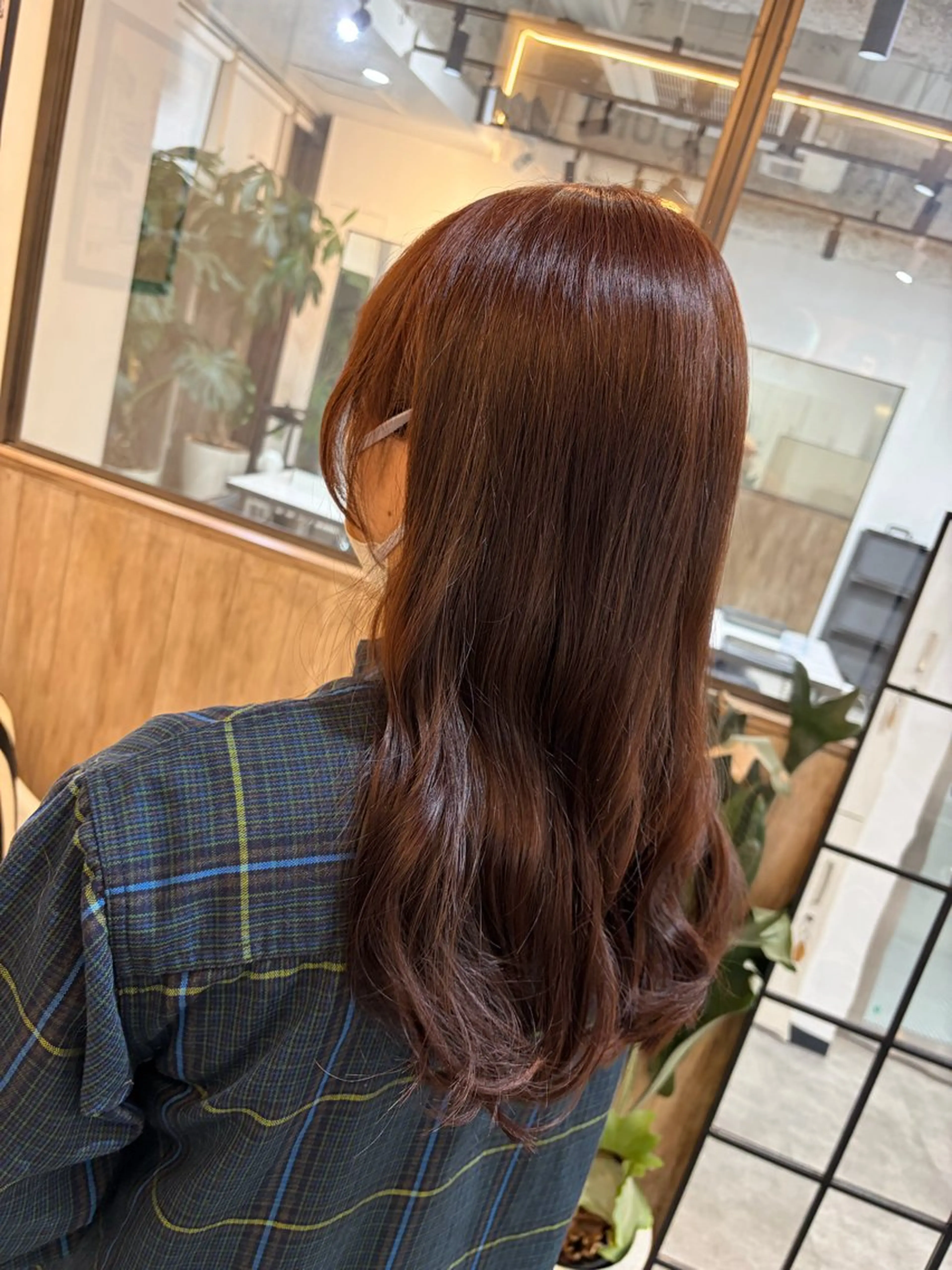 カラー Aika LA.MIUのヘアスタイル