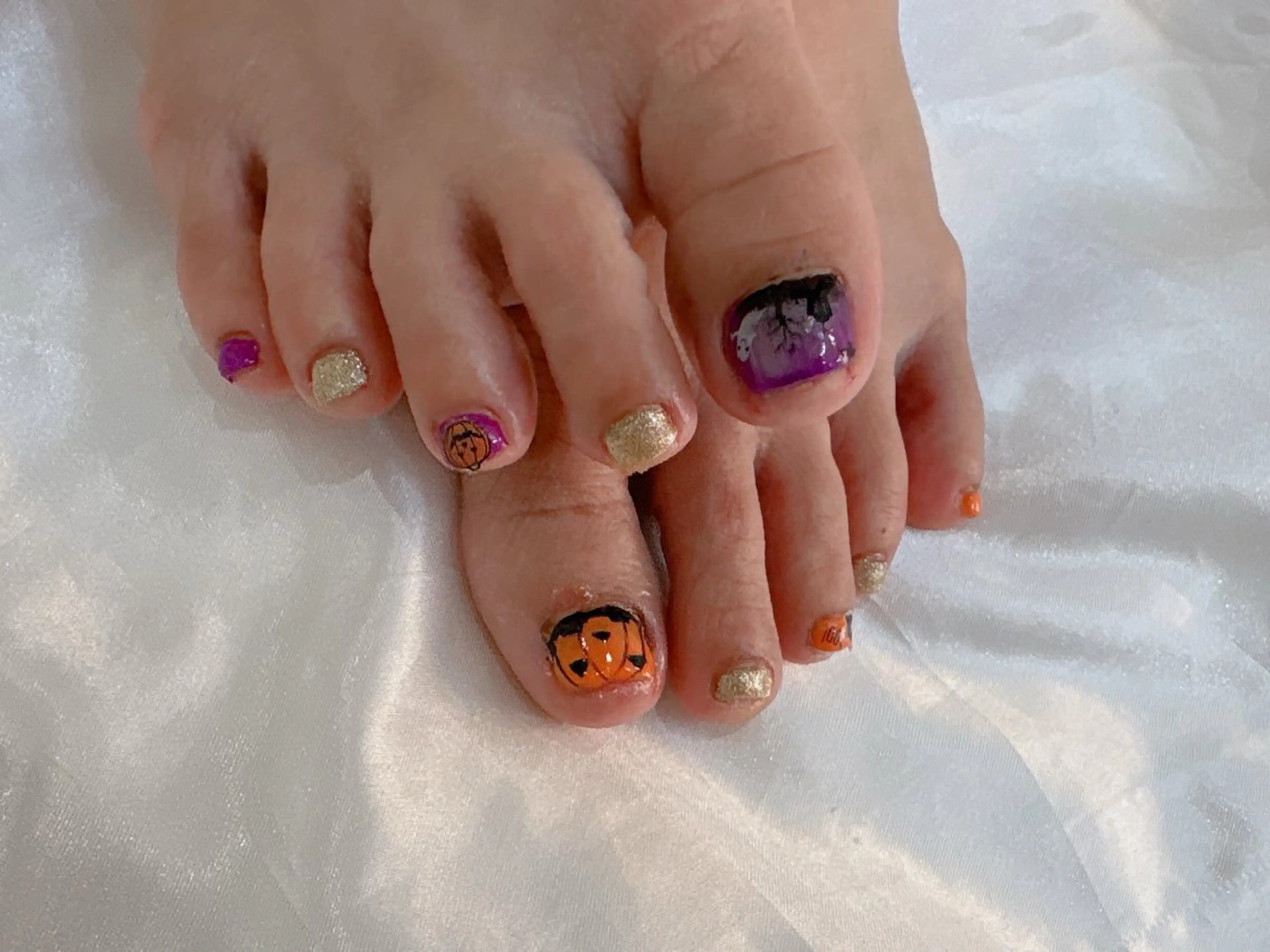 ネイル フットネイル SINCERELY シンシアリー🌈のネイルデザイン