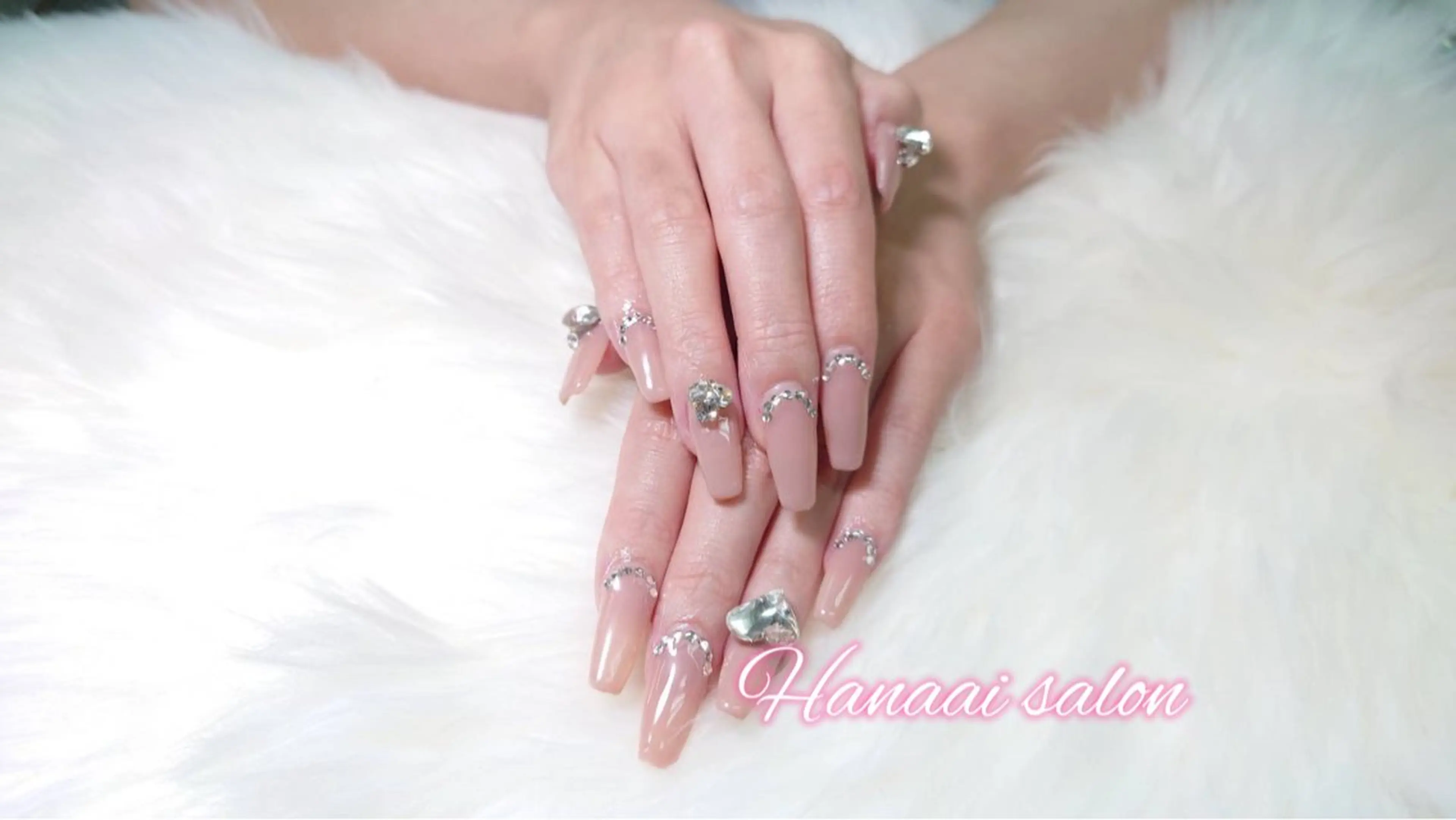 セミロング Hanaai Salon新宿店のネイルデザイン