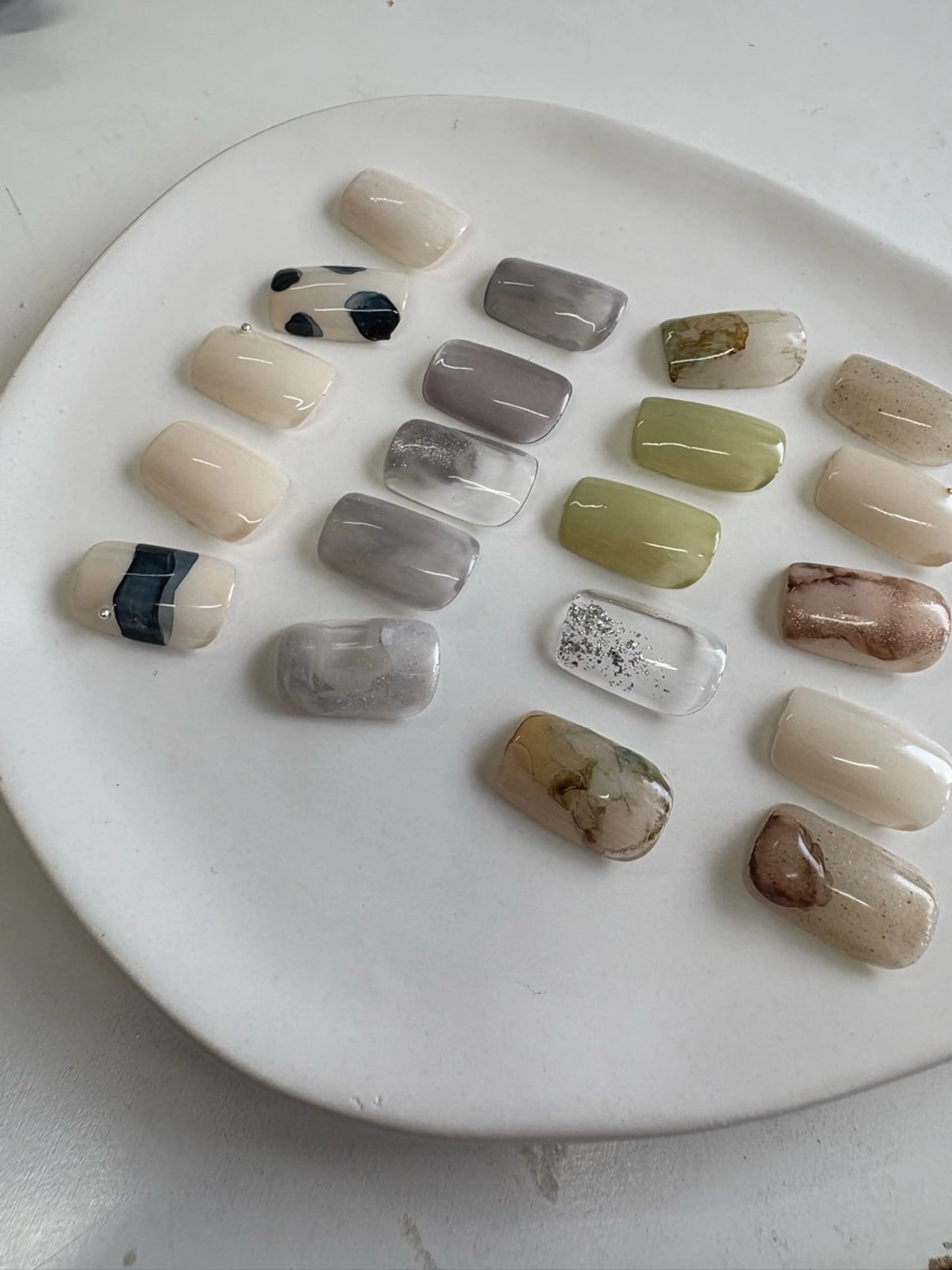 ネイル ニュアンスネイル 【 Lea's 】 kaedeのネイルデザイン