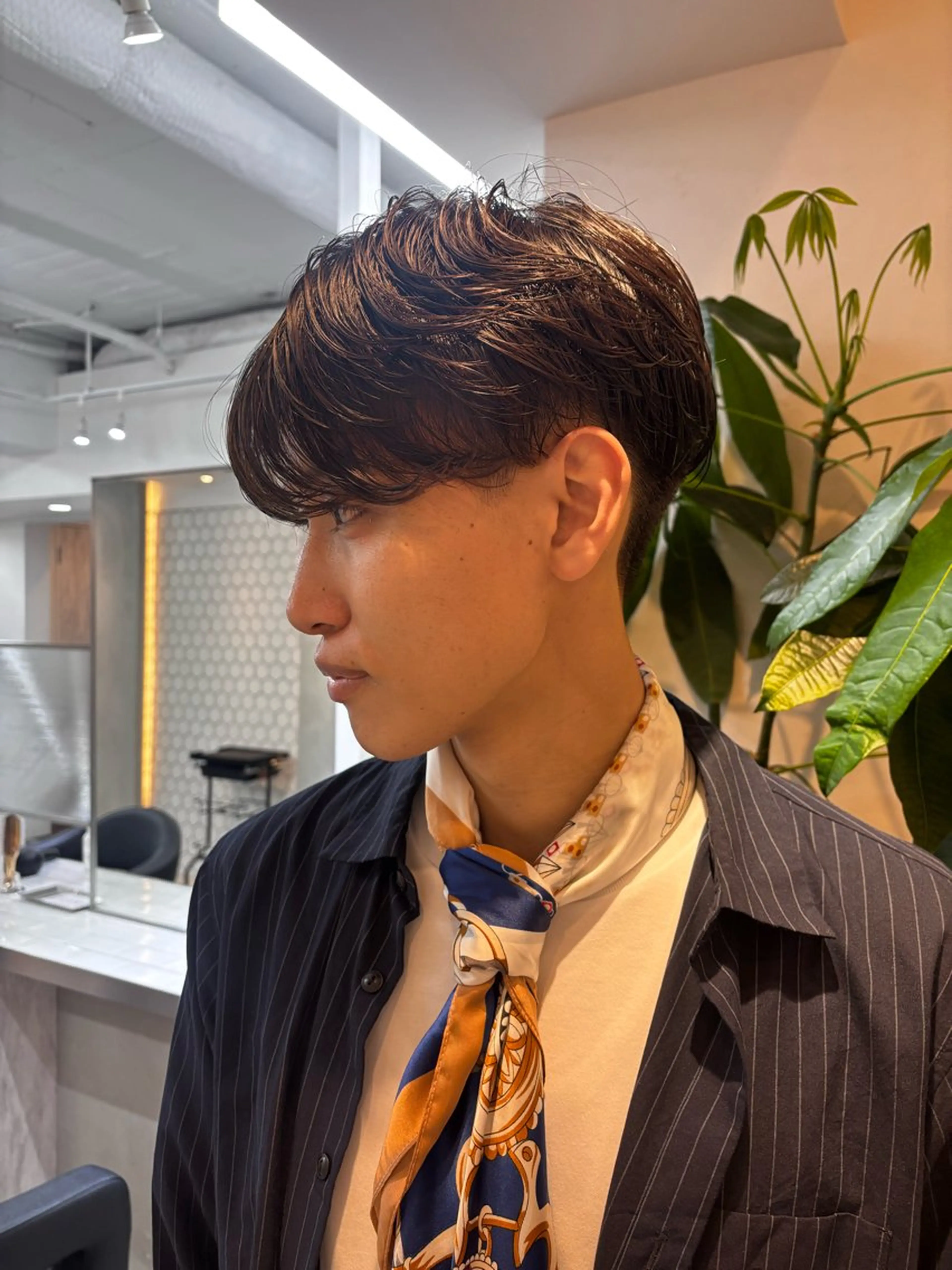 パーマ メンズ カット パーマ Ｖｉｏｔ  銀座 樋口 桃佳のヘアスタイル