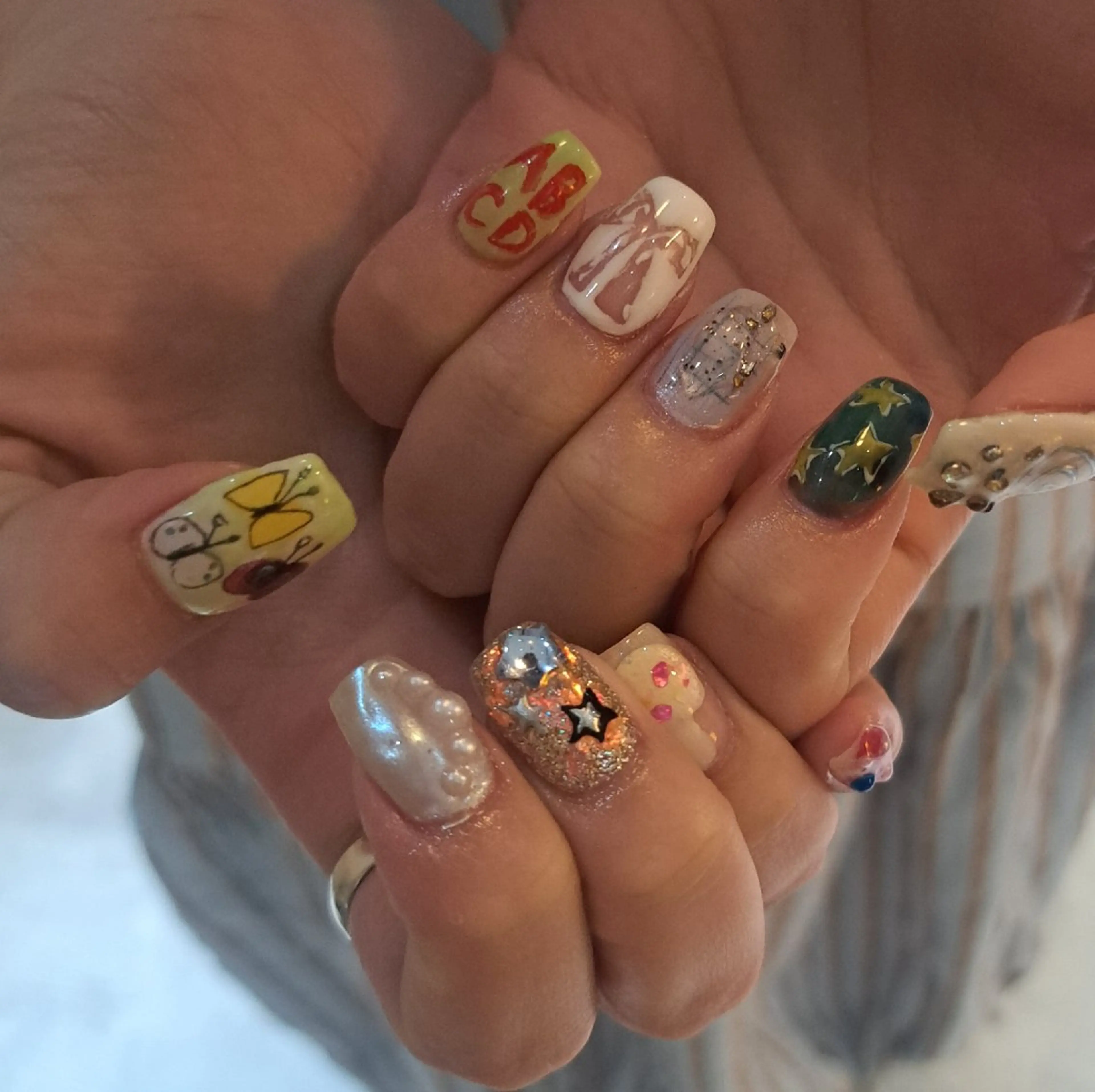 ネイル アートネイル ジェルネイル 持ち込み Nail mood デザイン持ち込みokのネイルデザイン