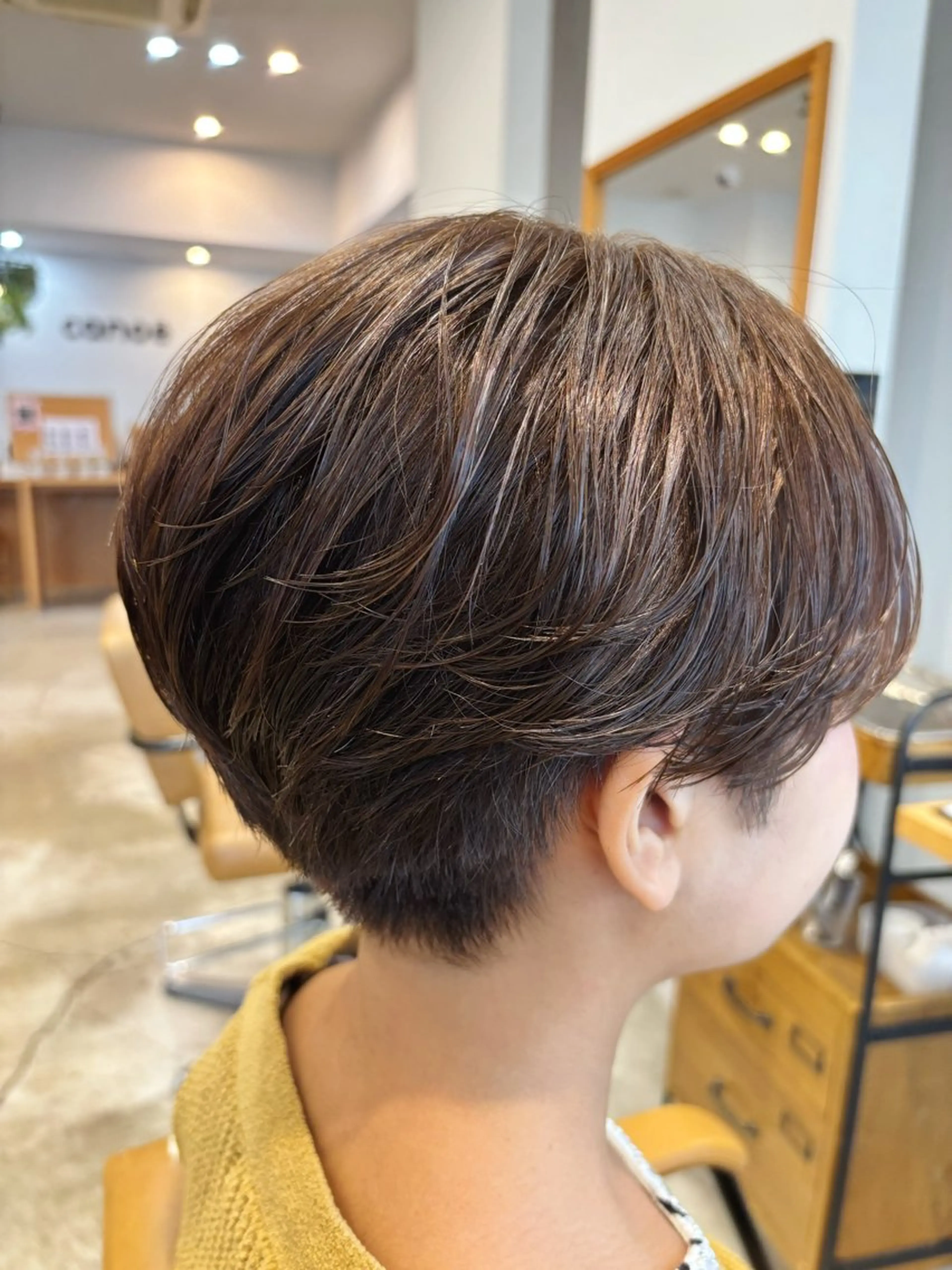 ショート カラー ハンサムショート ベージュカラー ブリーチ ブリーチなしカラー ショートヘア ヘアカラー トリートメント カノエ小郡/髪質改善 /小野　静水のヘアスタイル