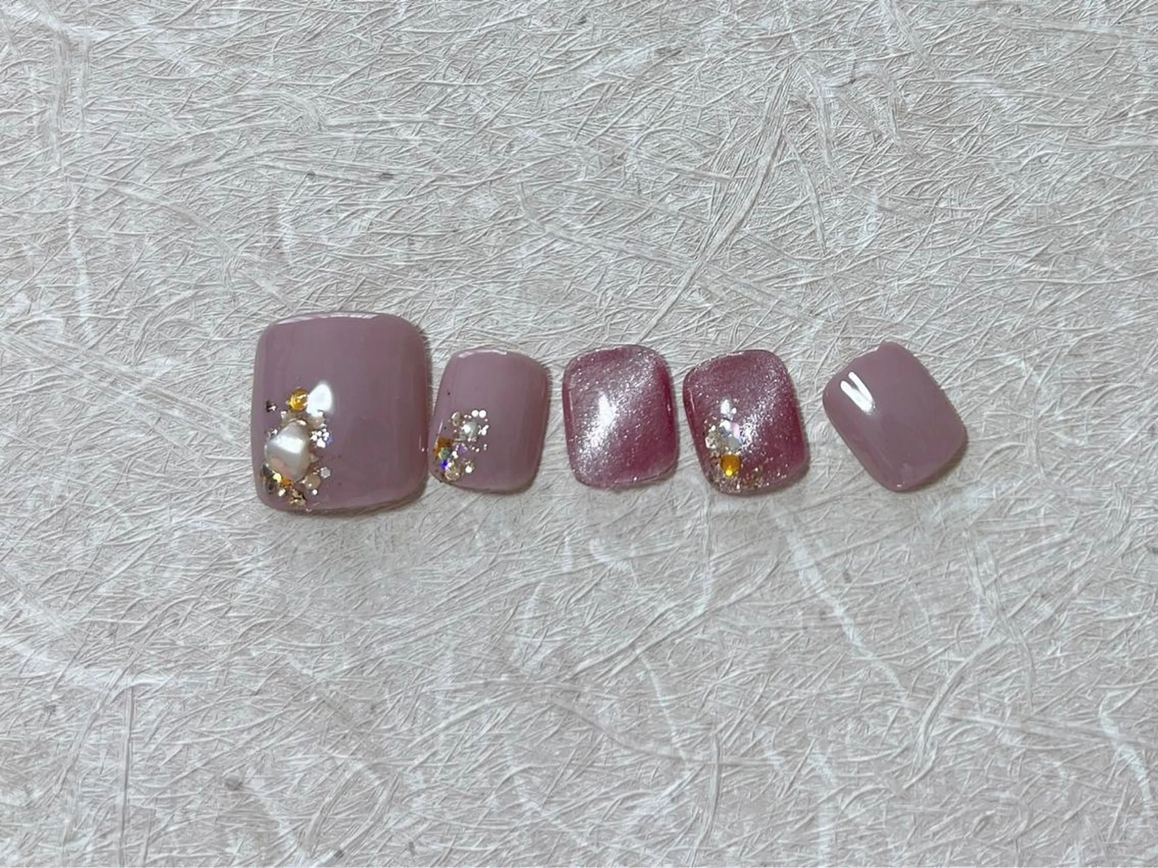 ネイル フットネイル mogunail &blowのネイルデザイン