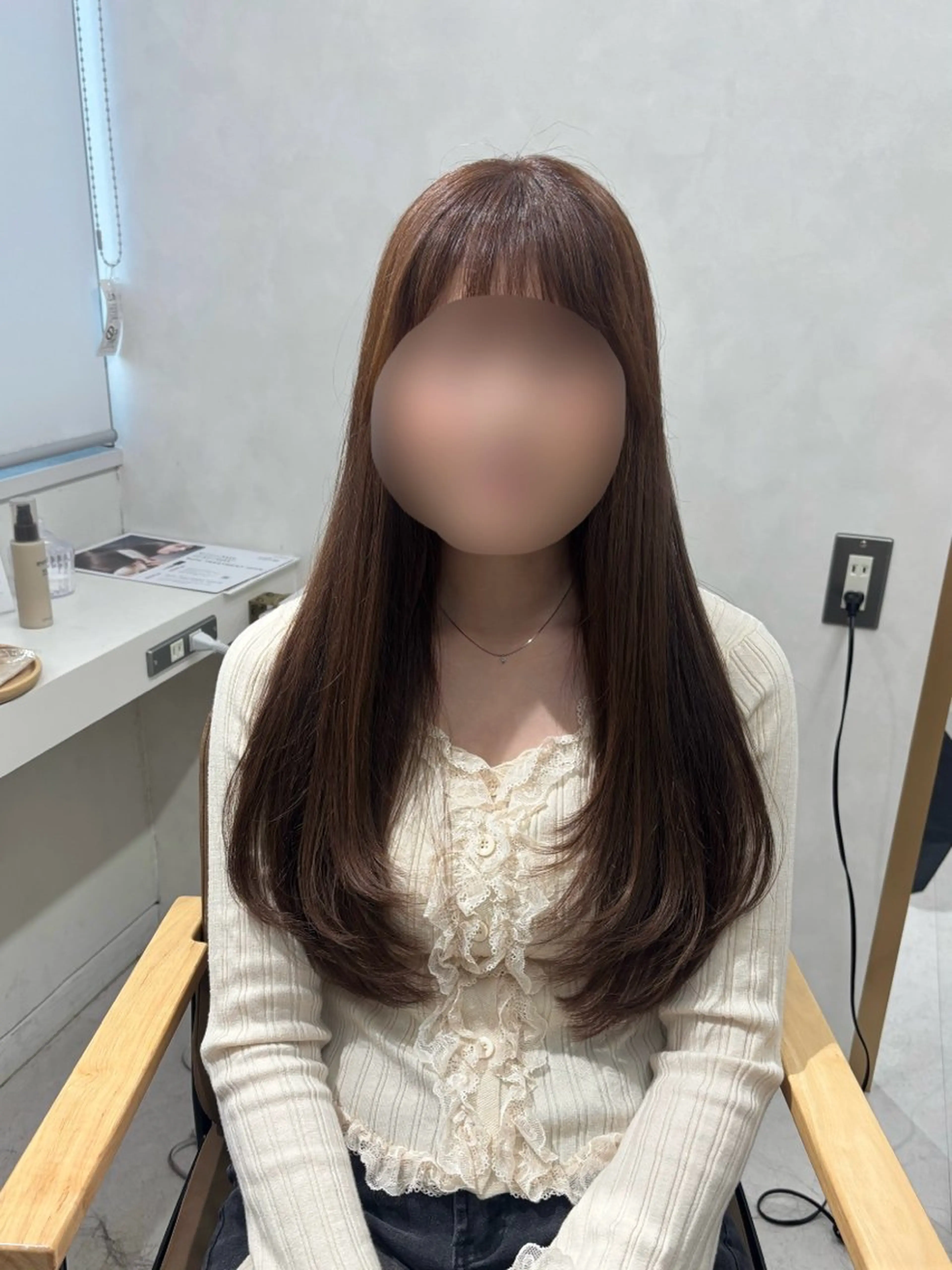 ロング レイヤーカット カット ヘアカラー トリートメント SLASHスラッシュ 辻村  彩華のヘアスタイル