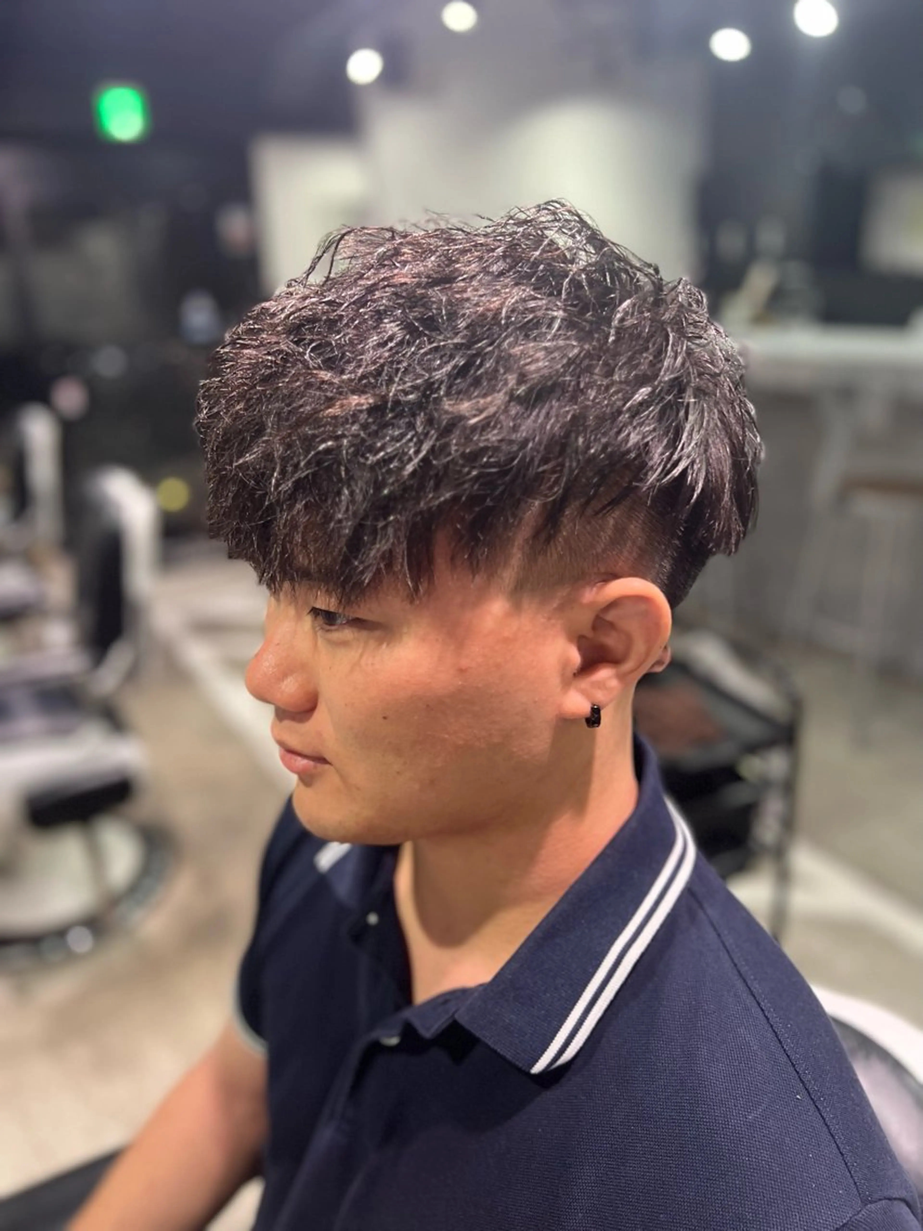 ミディアム パーマ FUJIYAMA BARBER SHOP所属・朝陽 ／メンズヘア特化のヘアスタイル