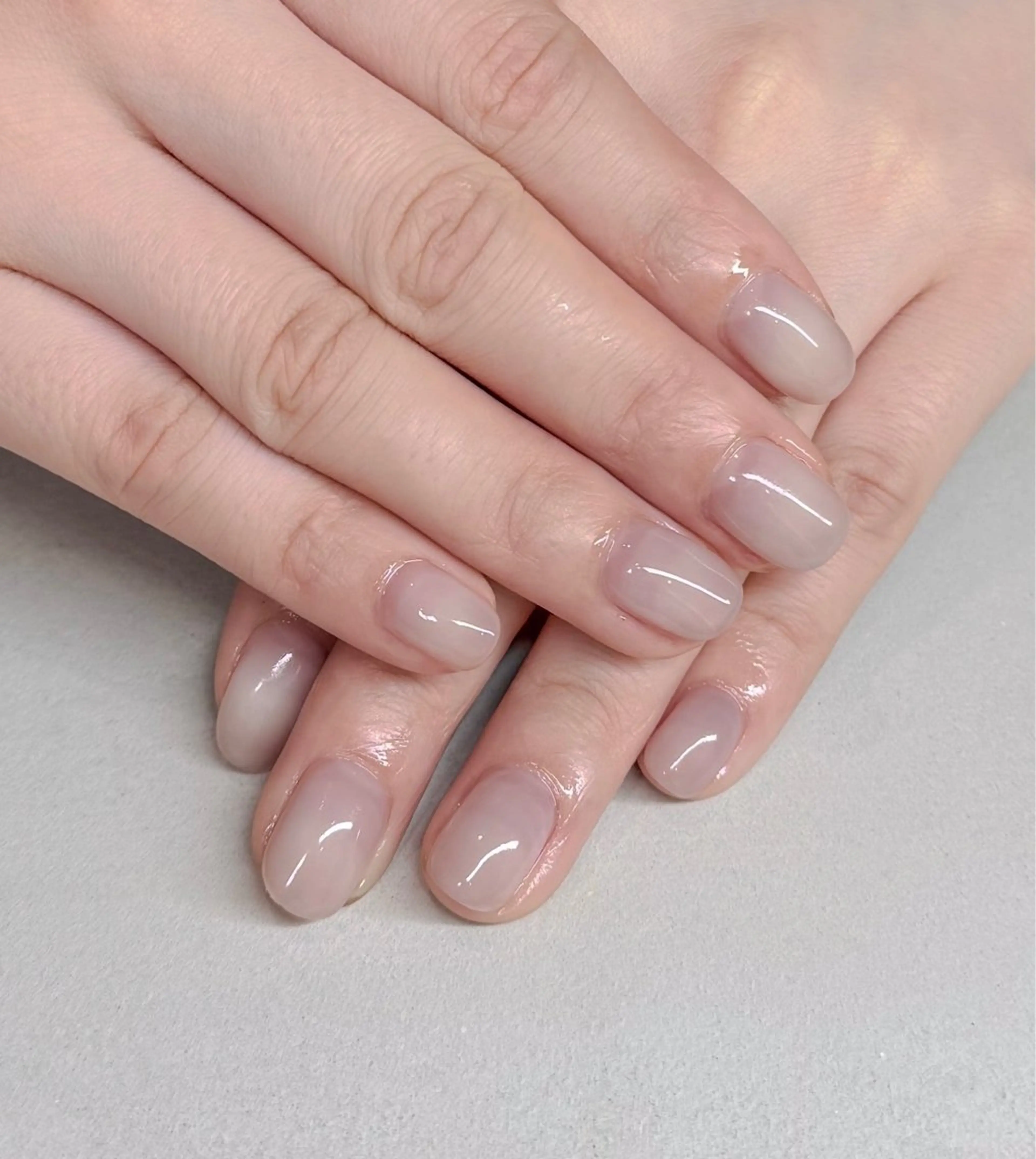 ネイル ワンカラーネイル num-fi Aiのネイルデザイン