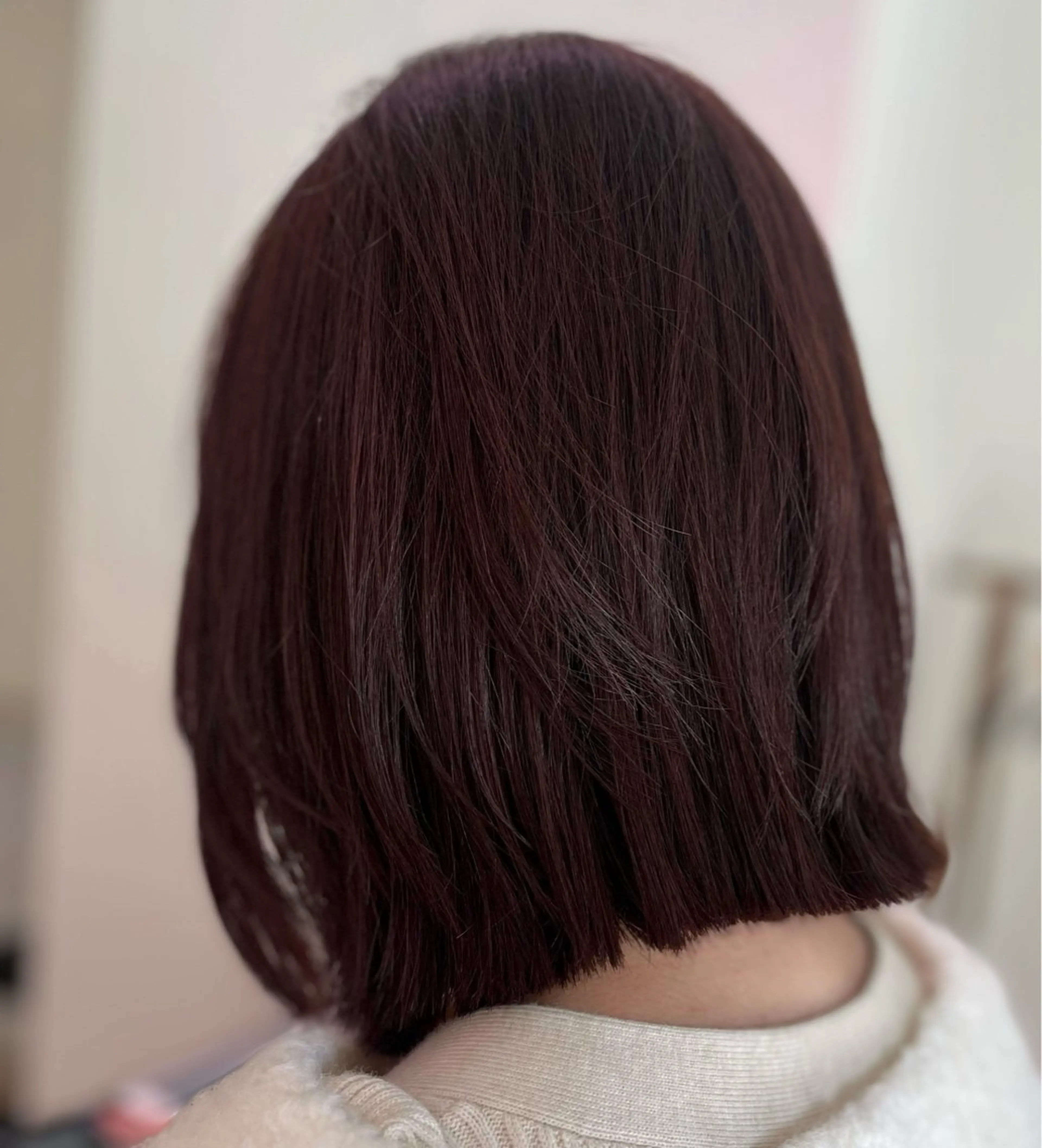 ミディアム Cuthie 泉川のヘアスタイル