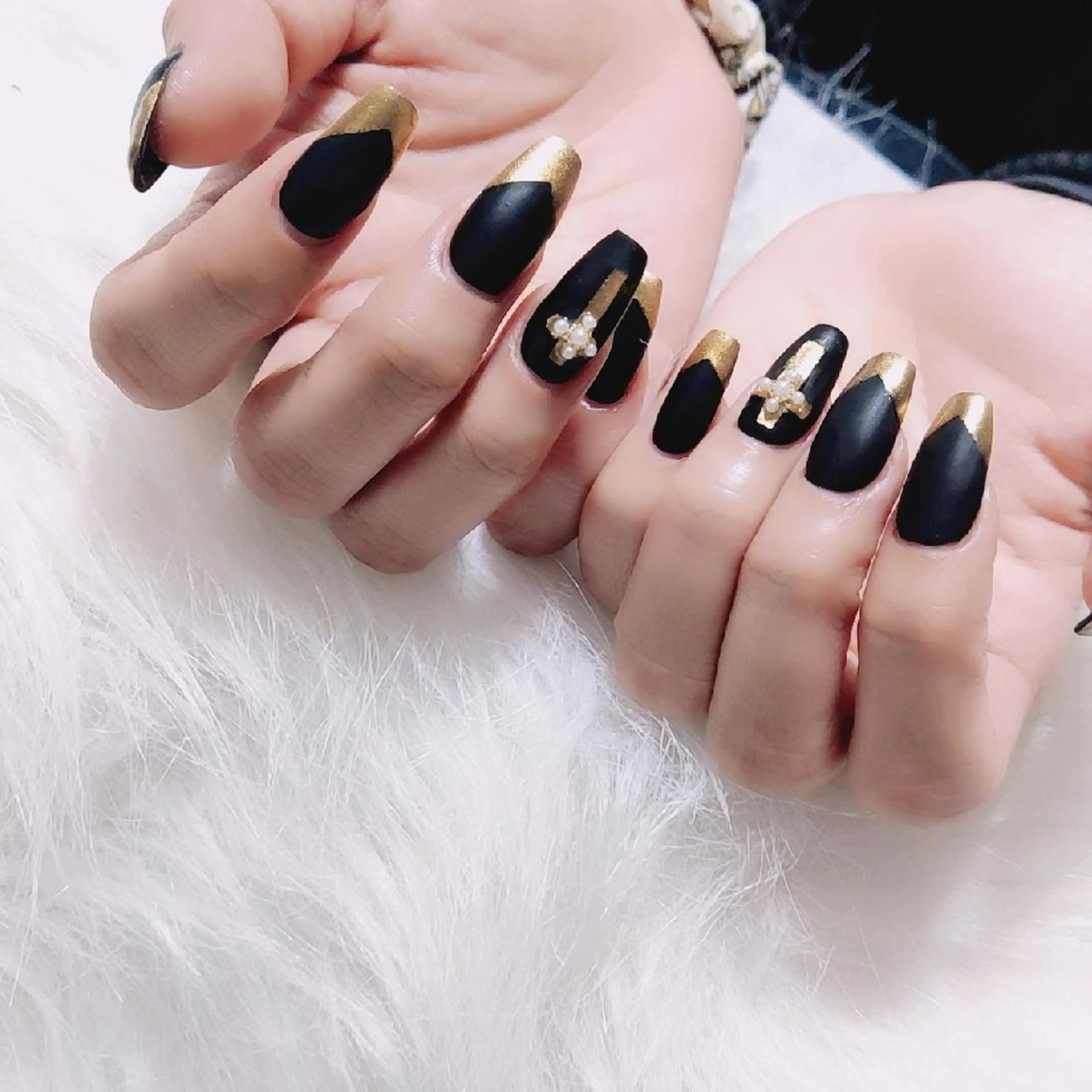 ネイル 横浜市中区曙町 E·U·Bネイルのネイルデザイン