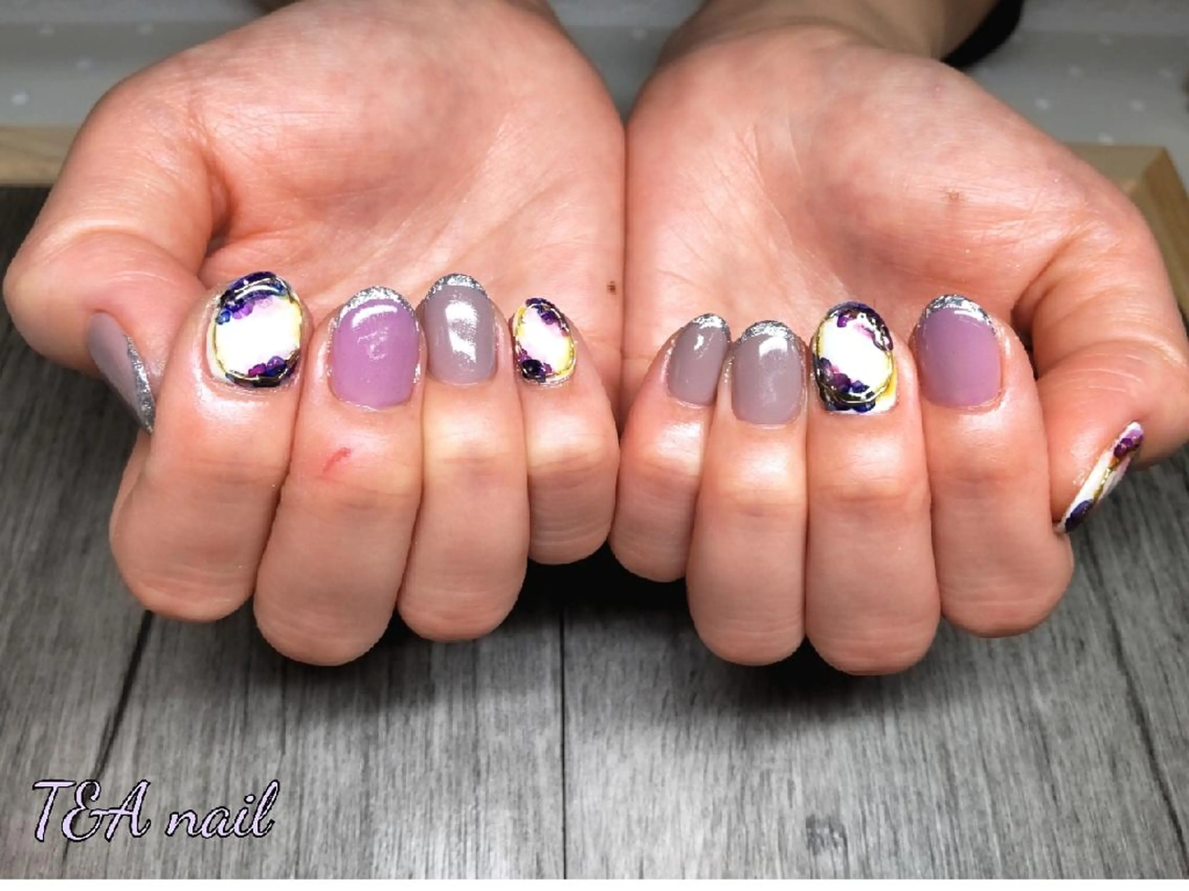 ショート ネイル ショートヘア ジェルネイル ニュアンスネイル スカルプネイル ショートネイル ハンドネイル T&A nailのネイルデザイン