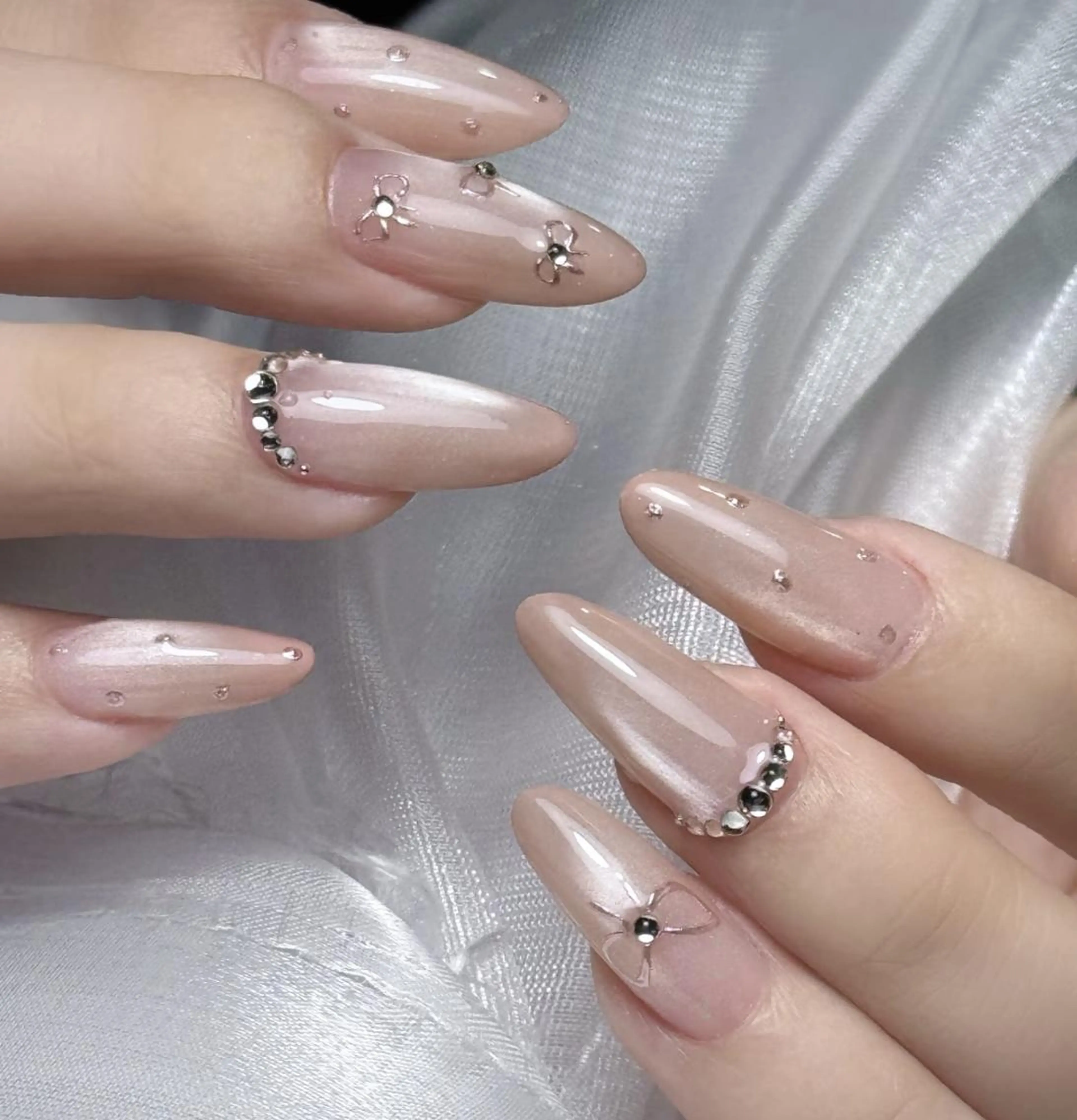 ネイル ハンドネイル 🎀 NaNa_nailのネイルデザイン