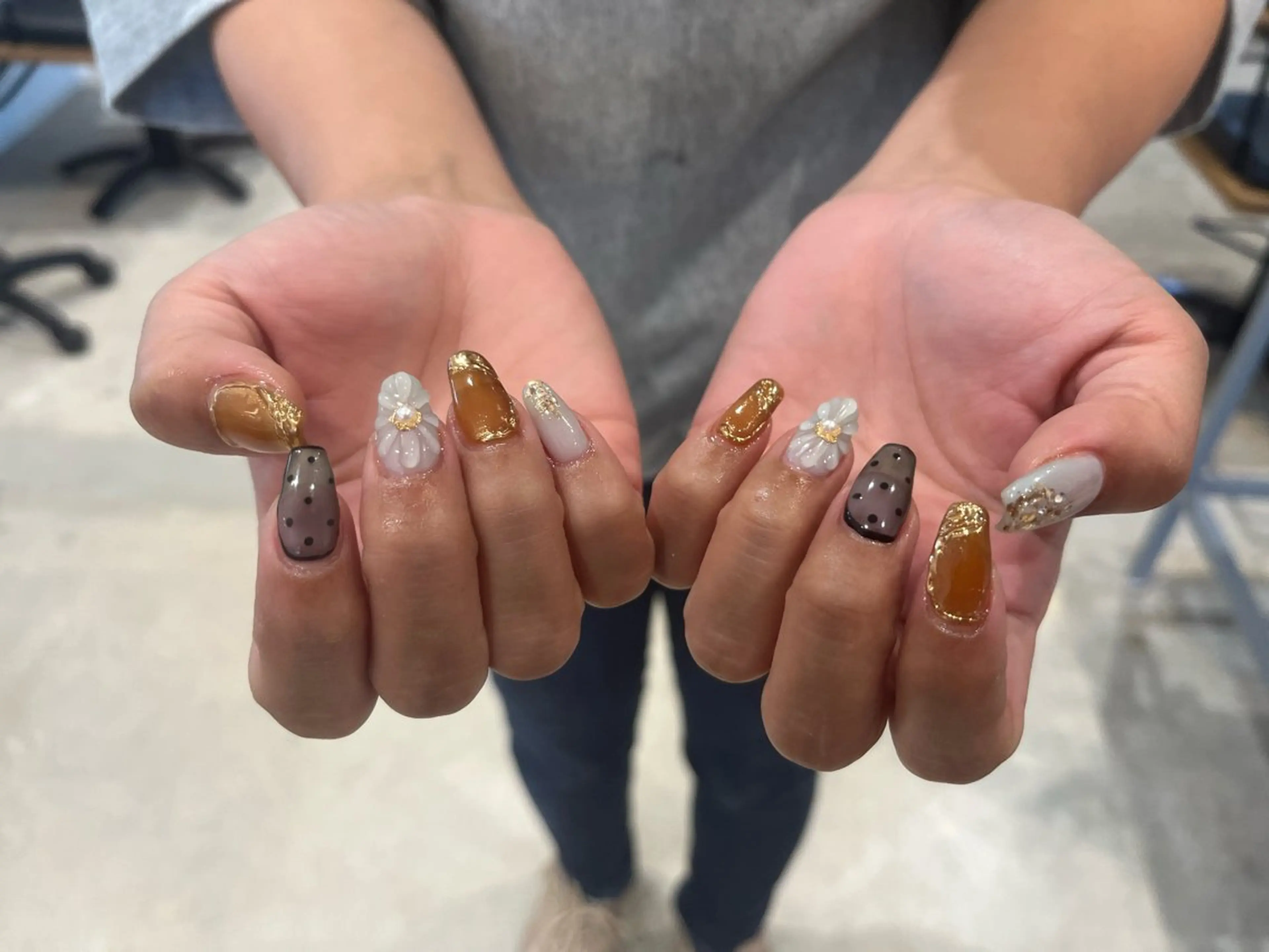 ネイル 持ち込み aloalo MIKAのネイルデザイン