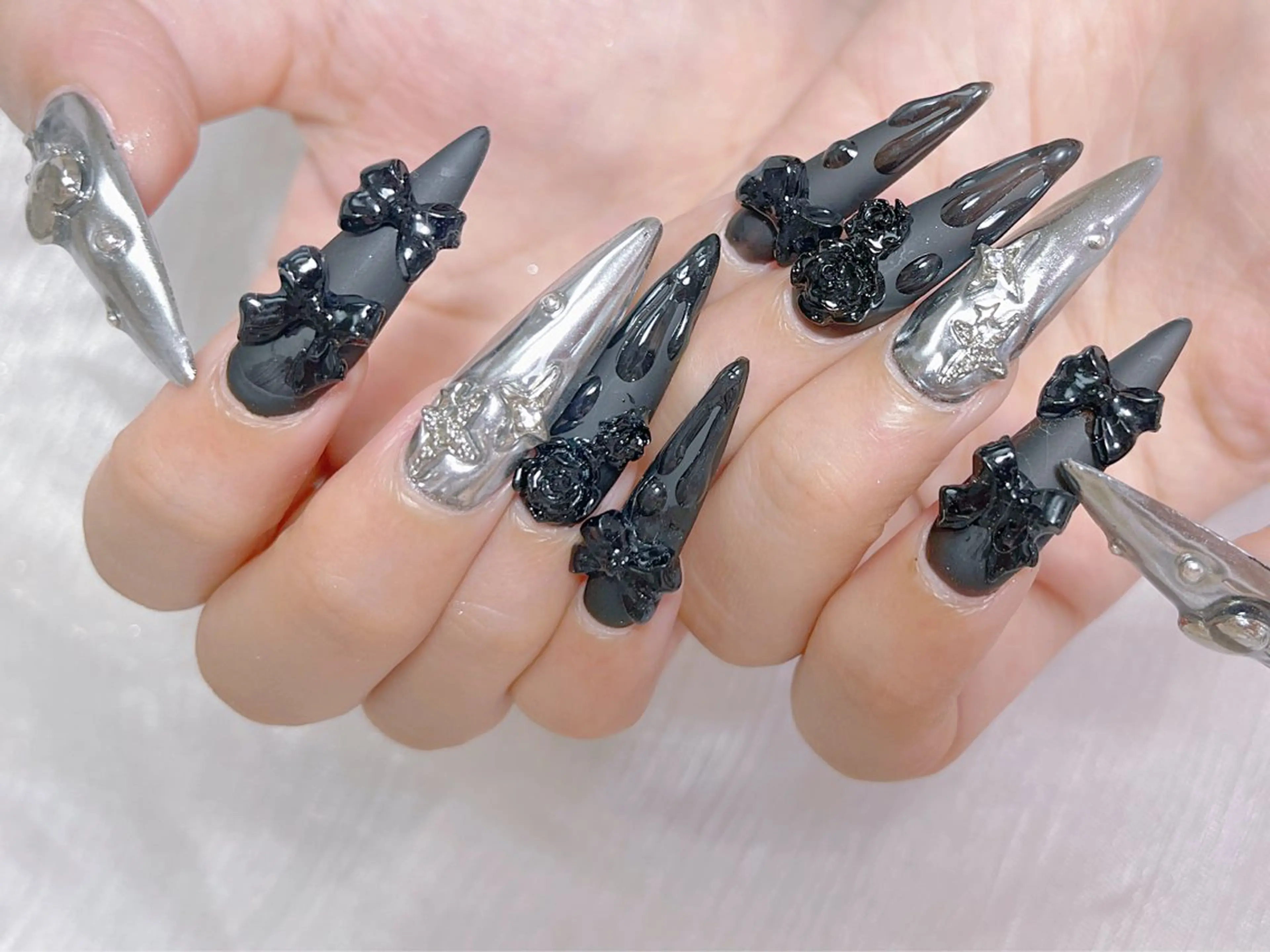 ネイル ハンドネイル 🎀ネイルサロン エクラYUI🎀のネイルデザイン