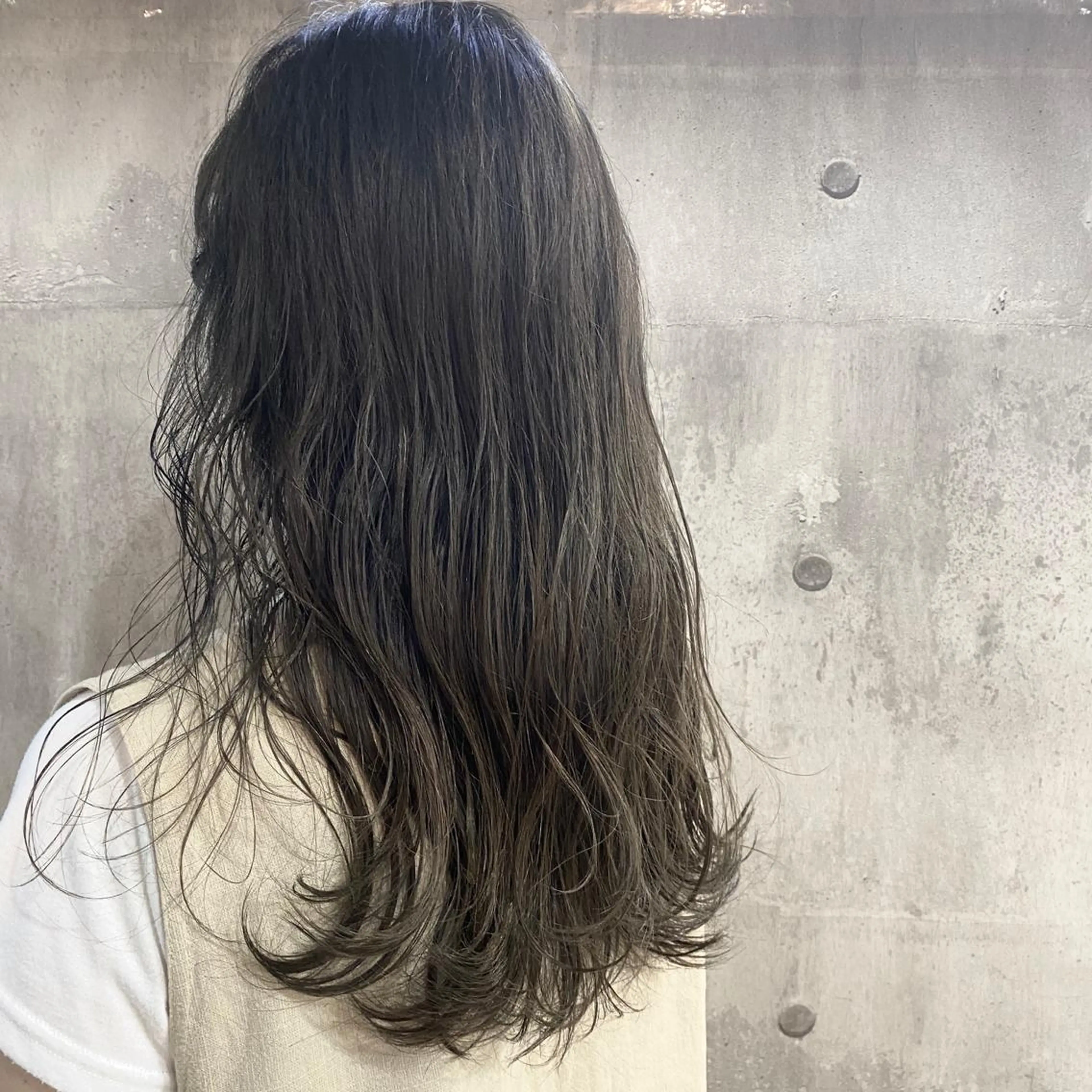 カラー Life Nagiのヘアスタイル