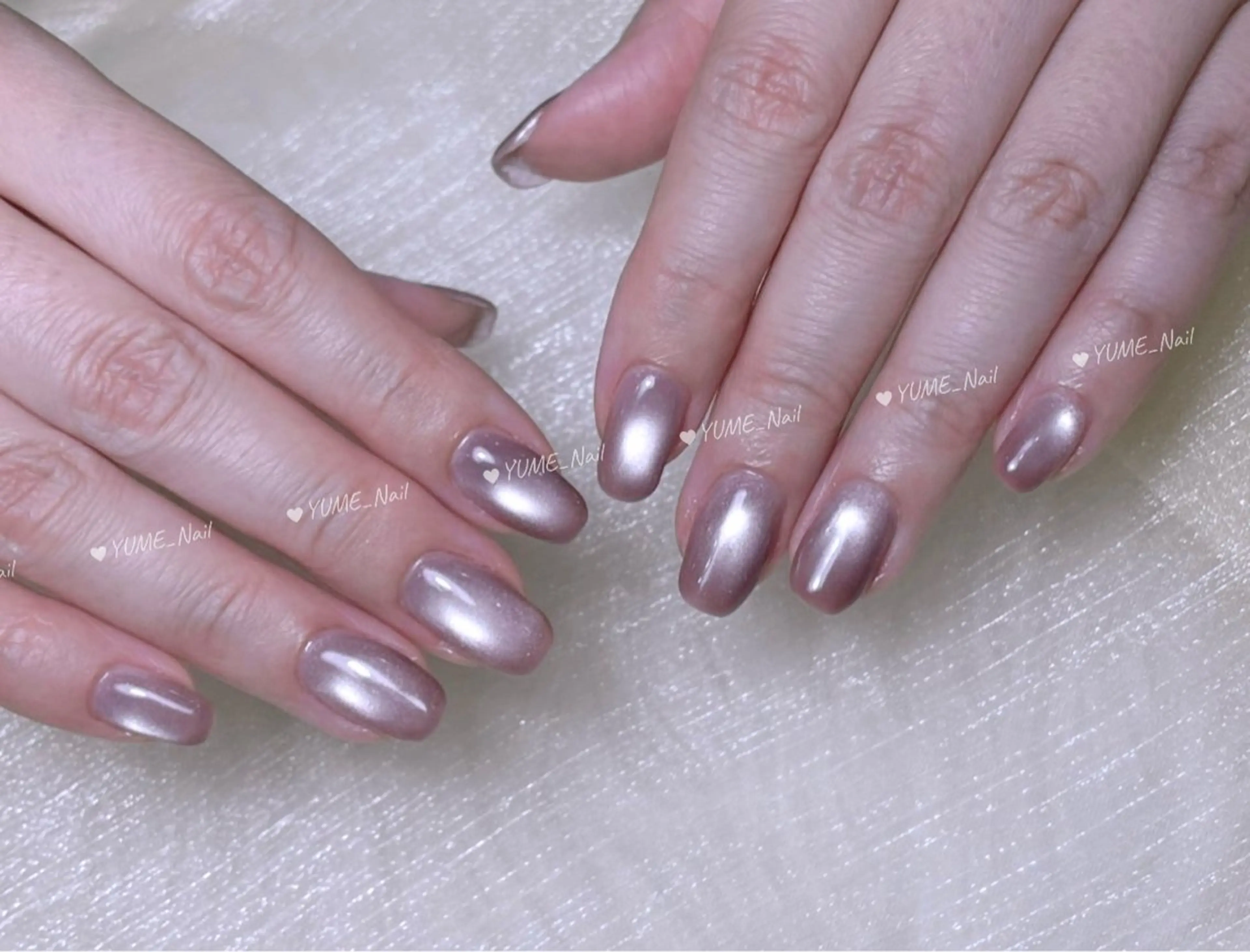 ミディアム トウイ nailのネイルデザイン