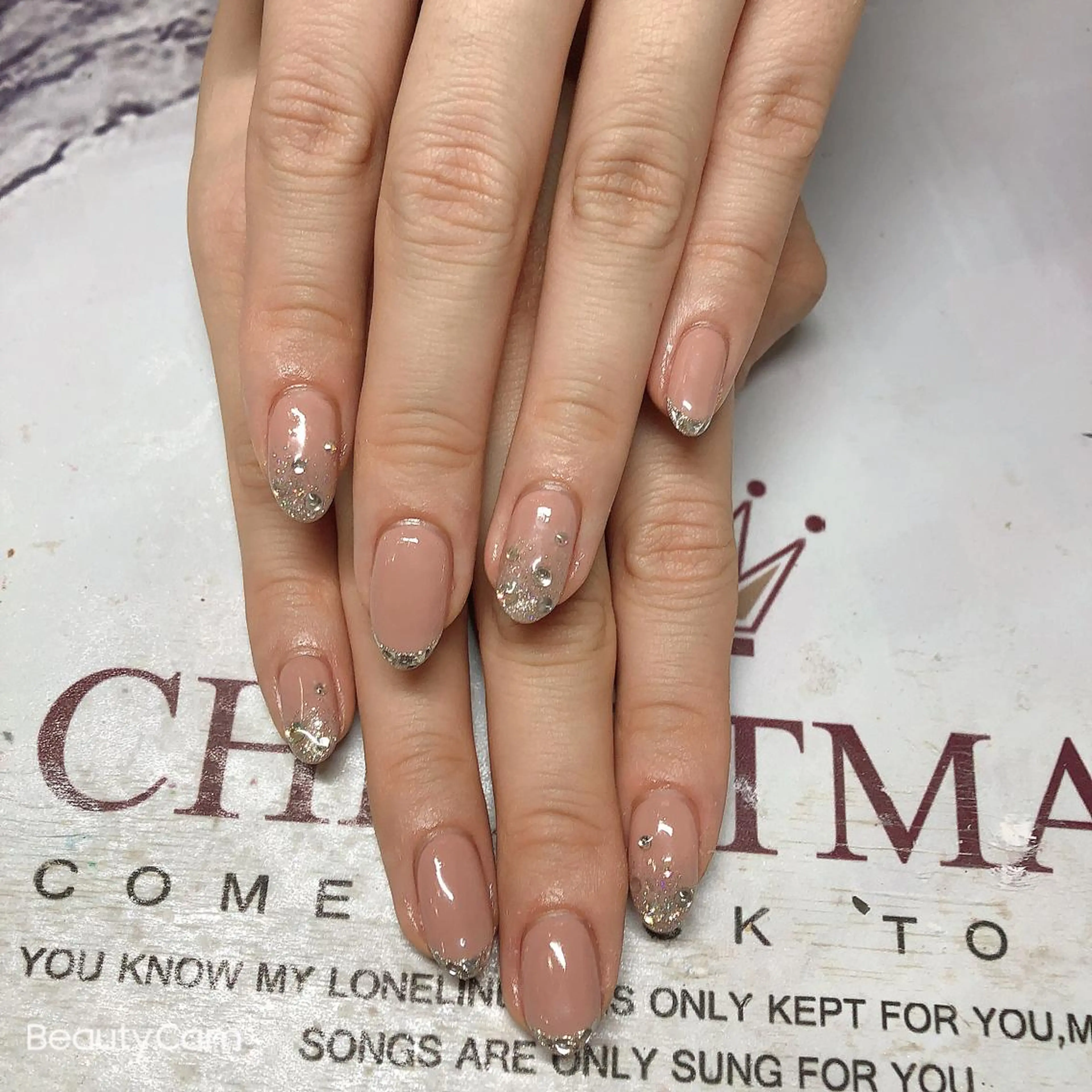 ネイル ガレンドウ 白澤 愛子のネイルデザイン