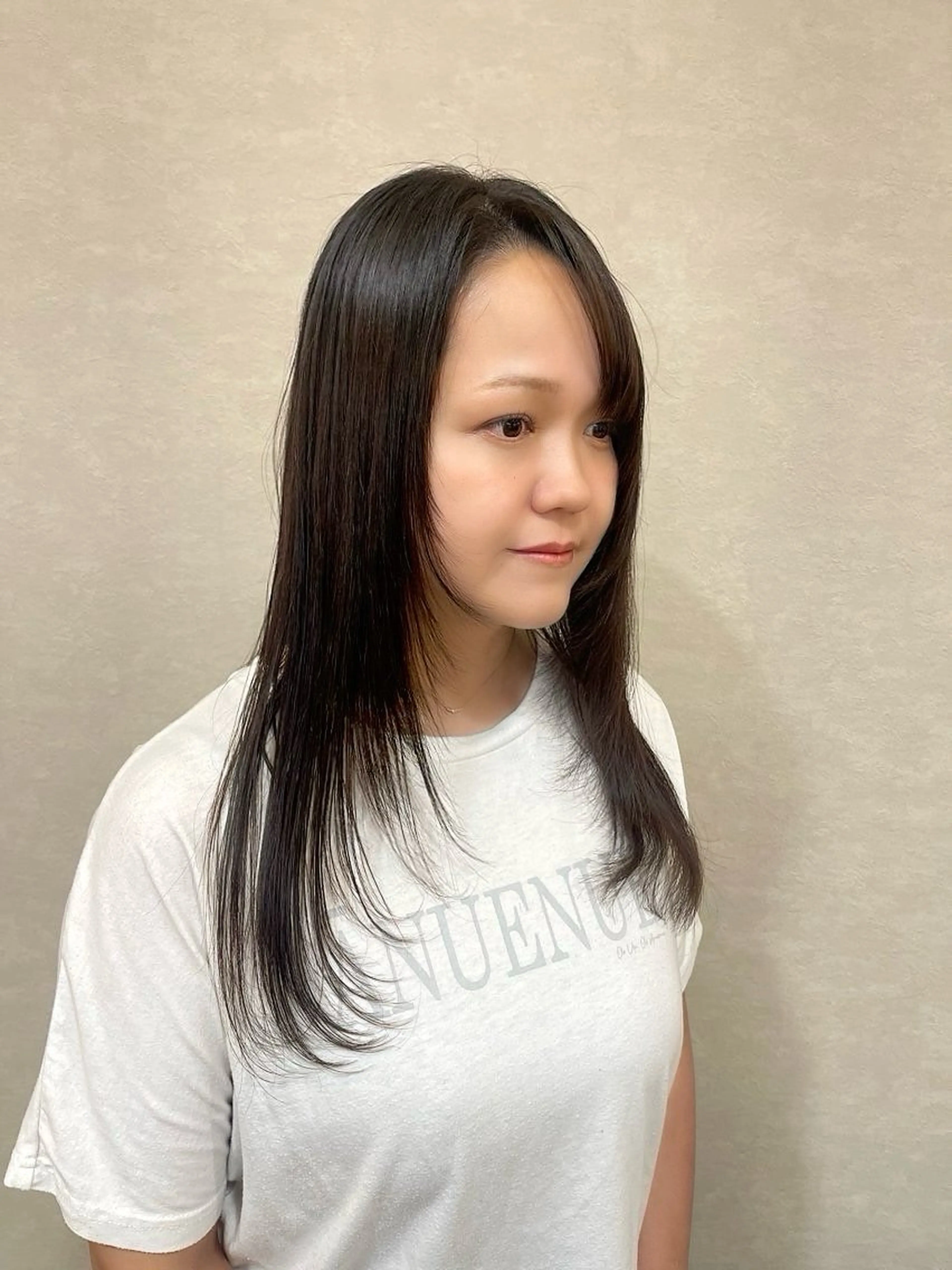 ロング 顔まわりレイヤー 顔周りカット レイヤーカット 山口 美咲のヘアスタイル