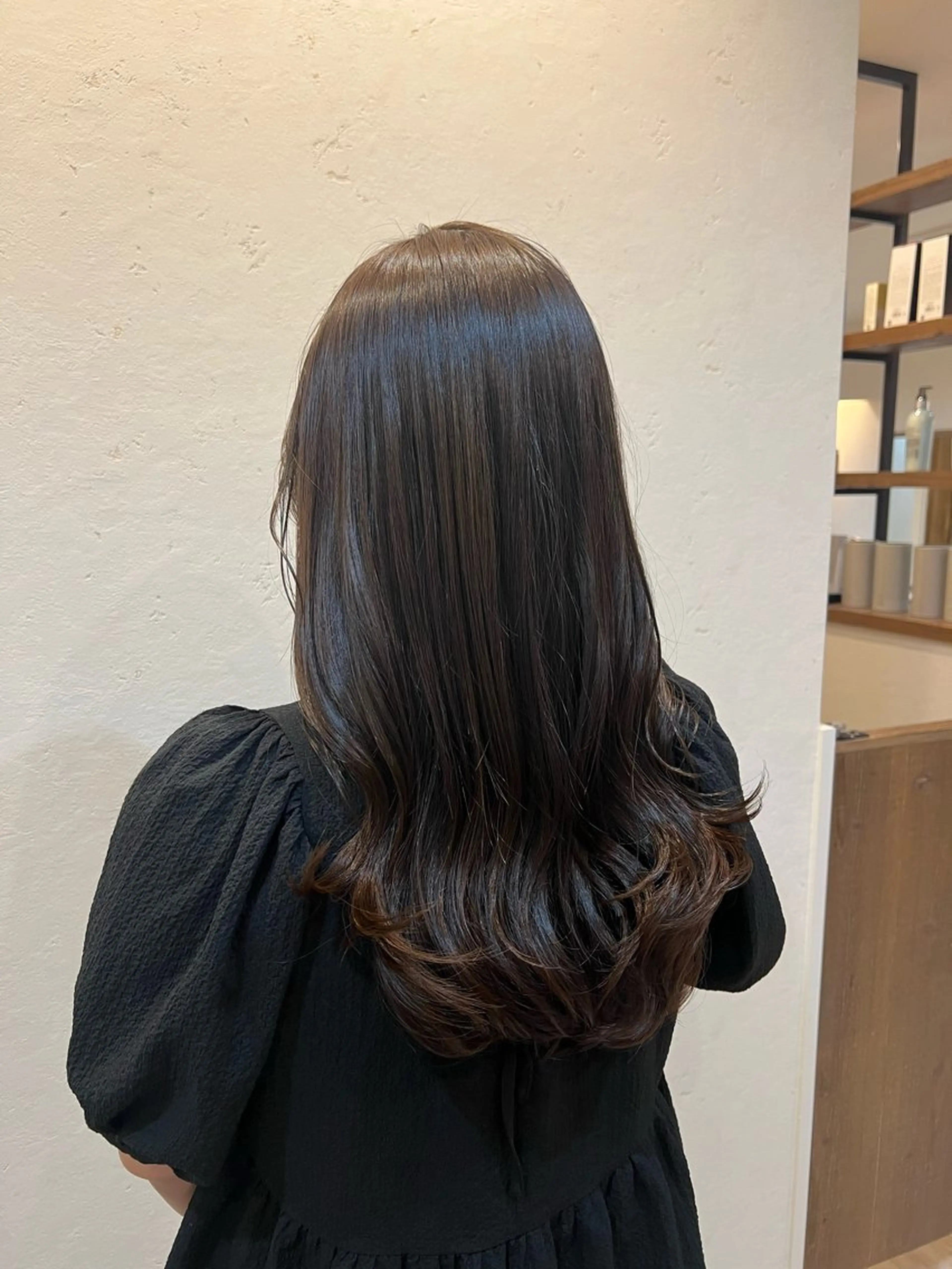 ロング カラー 透明感カラー グレージュ ラベンダーカラー ラベンダーグレージュ ラベンダーグレー ヘアカラー トリートメント 工藤 梨花のヘアスタイル