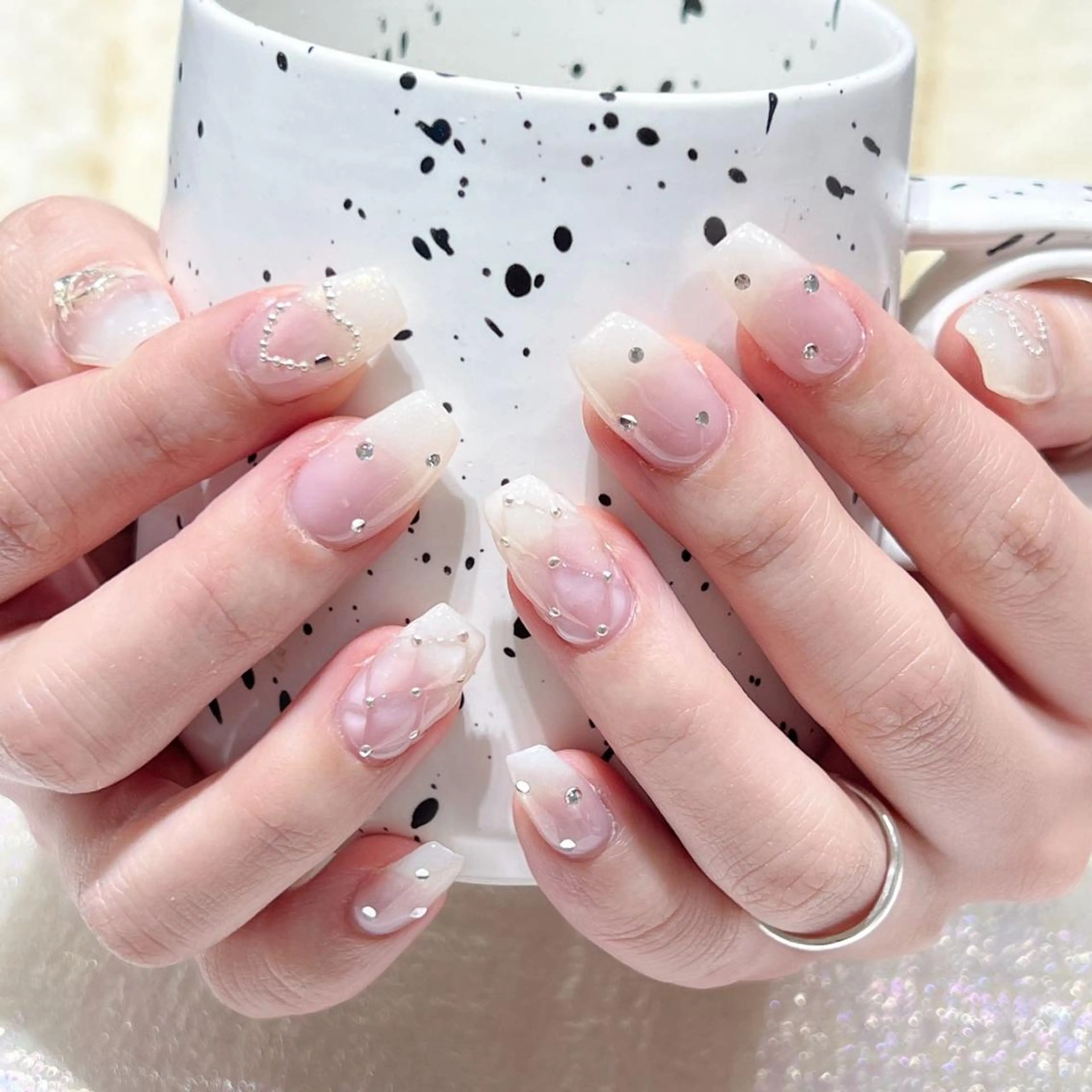 ネイル 🎀kira 長さだし💗モチ最高のネイルデザイン