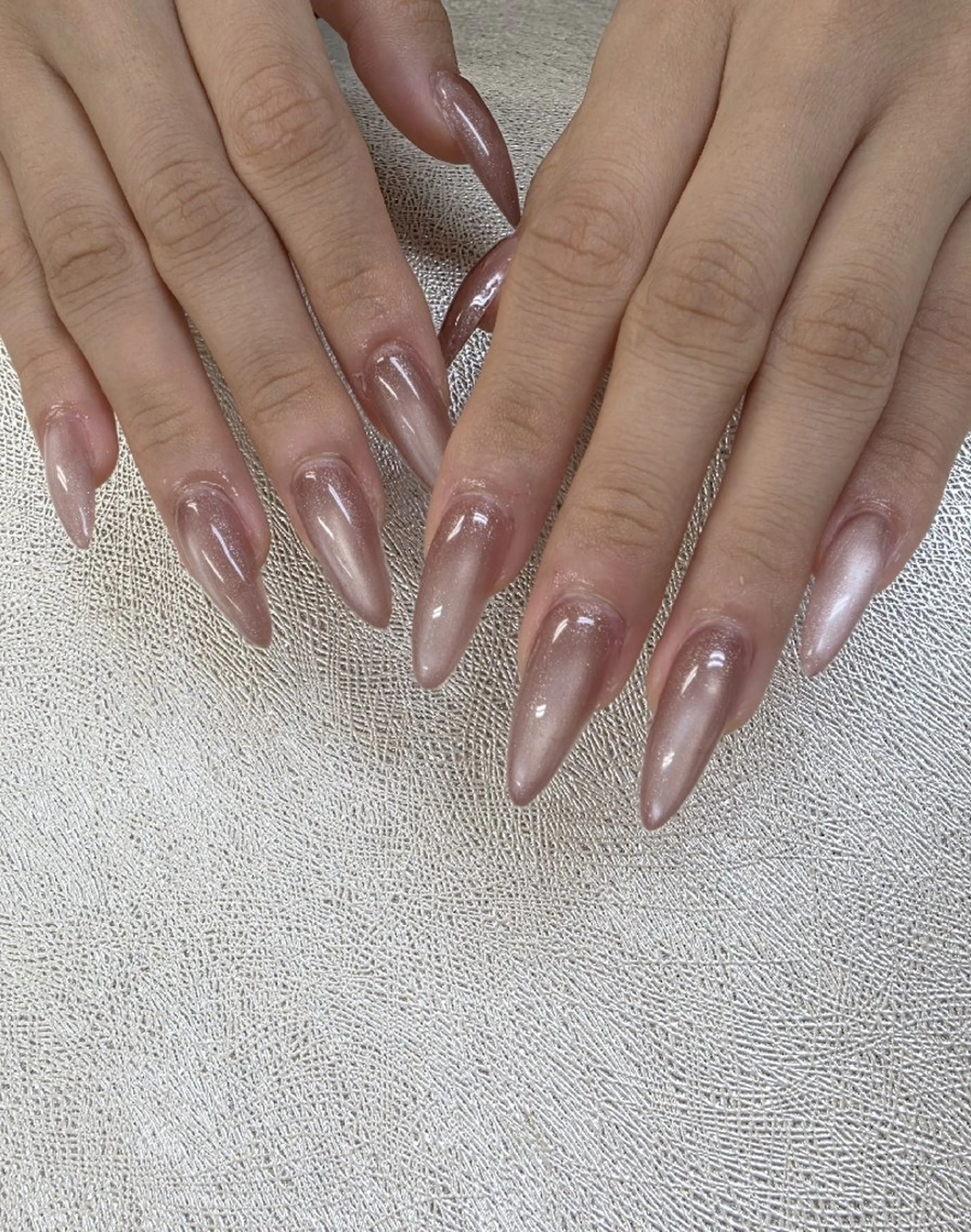 ネイル マグネットネイル オフィスネイル ピンク シンプルネイル ハンドネイル Nail 🌱TSUBASAのネイルデザイン