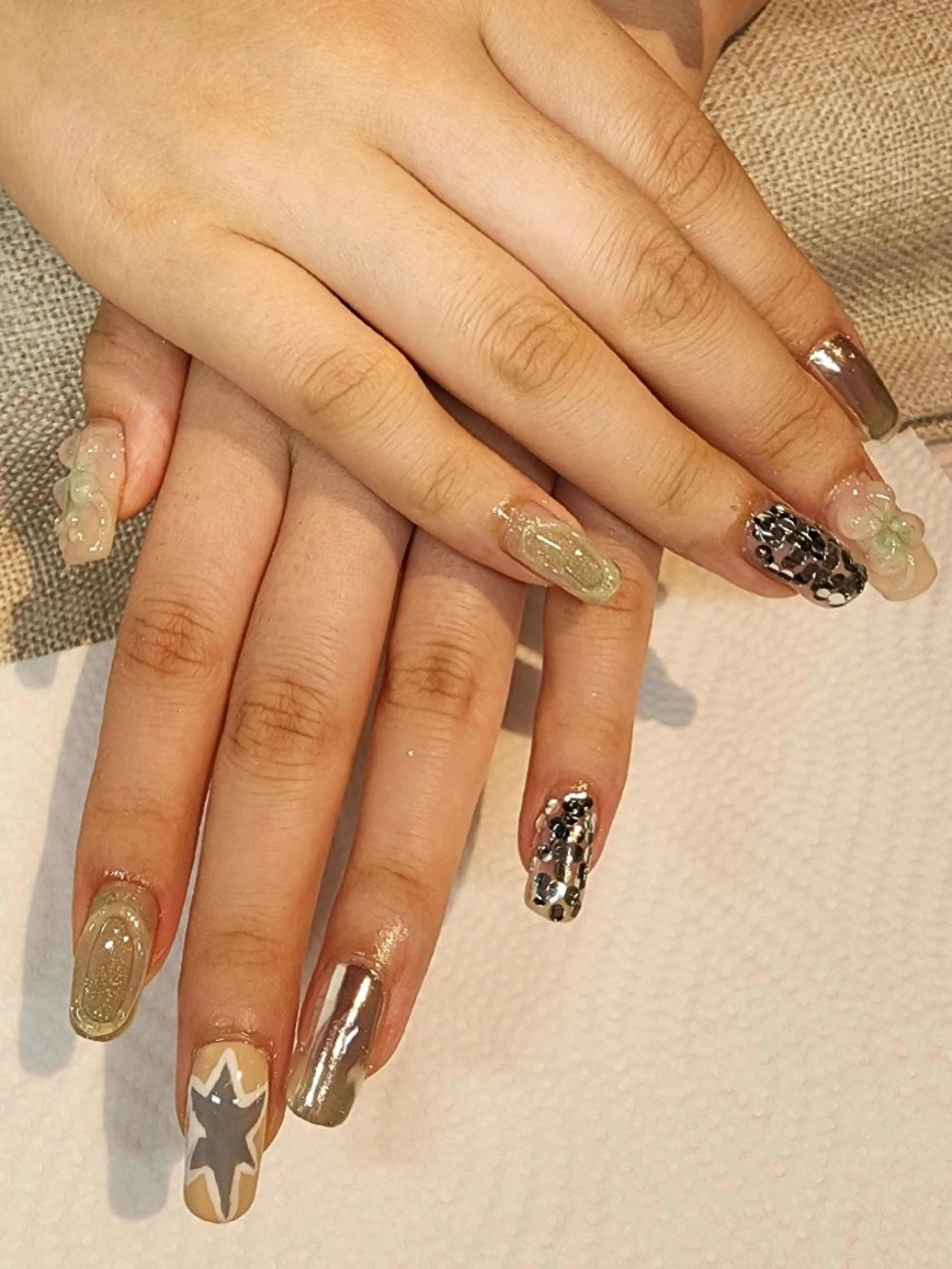 ネイル haruka 💕nailのネイルデザイン