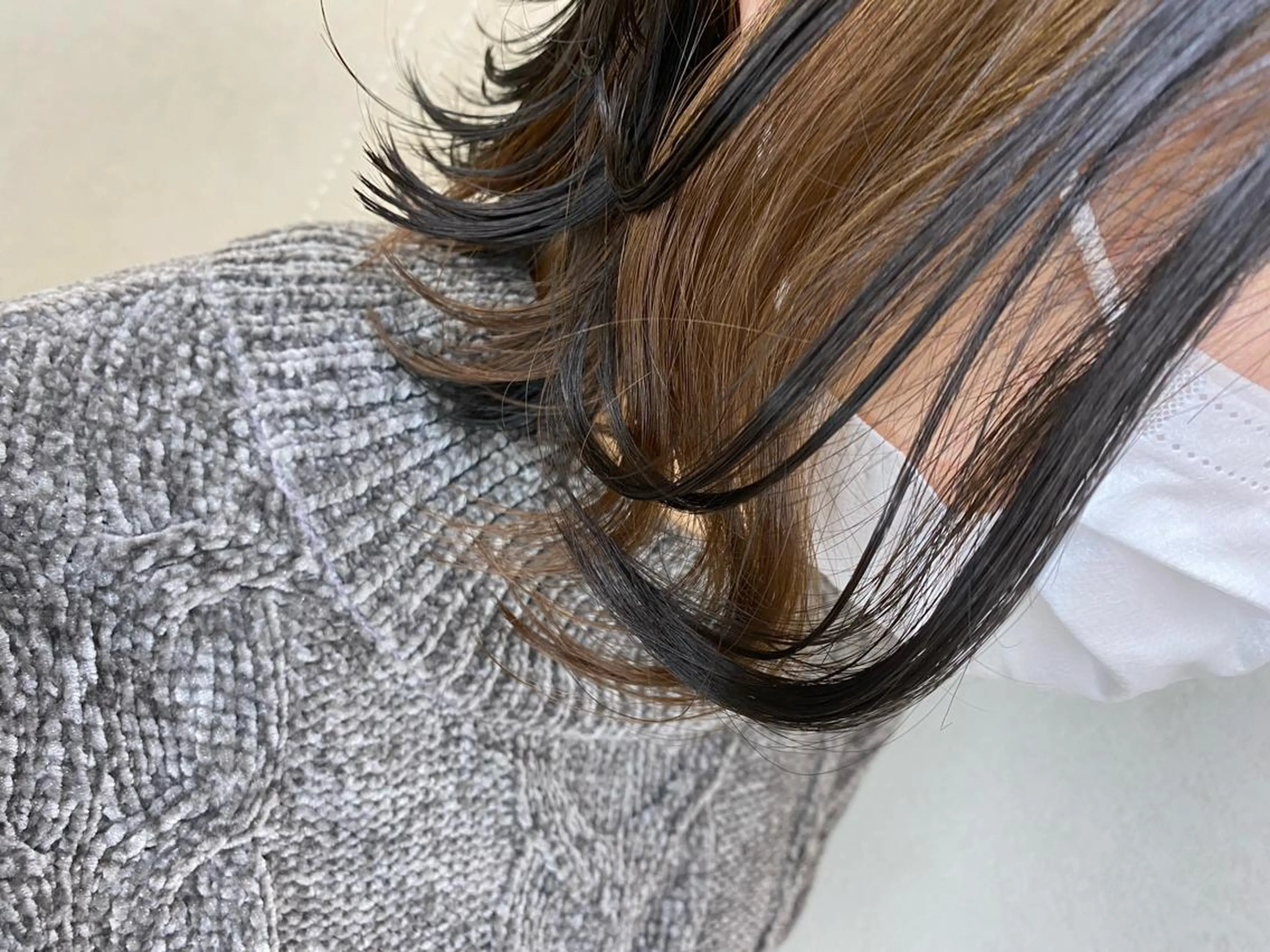 ミディアム カラー ムトウセイマ/ 縮毛矯正/ブリーチのヘアスタイル