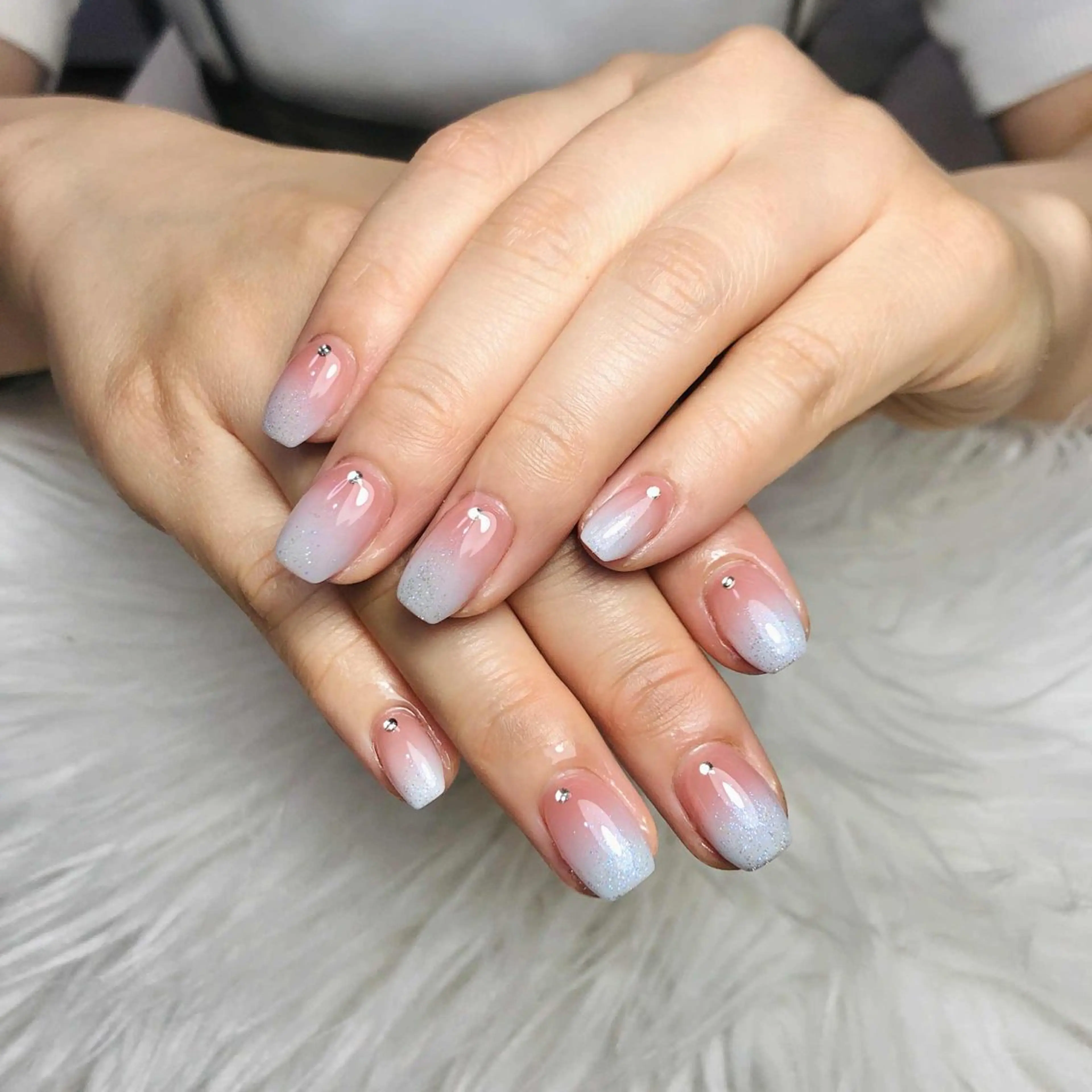ネイル ハンドネイル RosyBeauty Salonのネイルデザイン