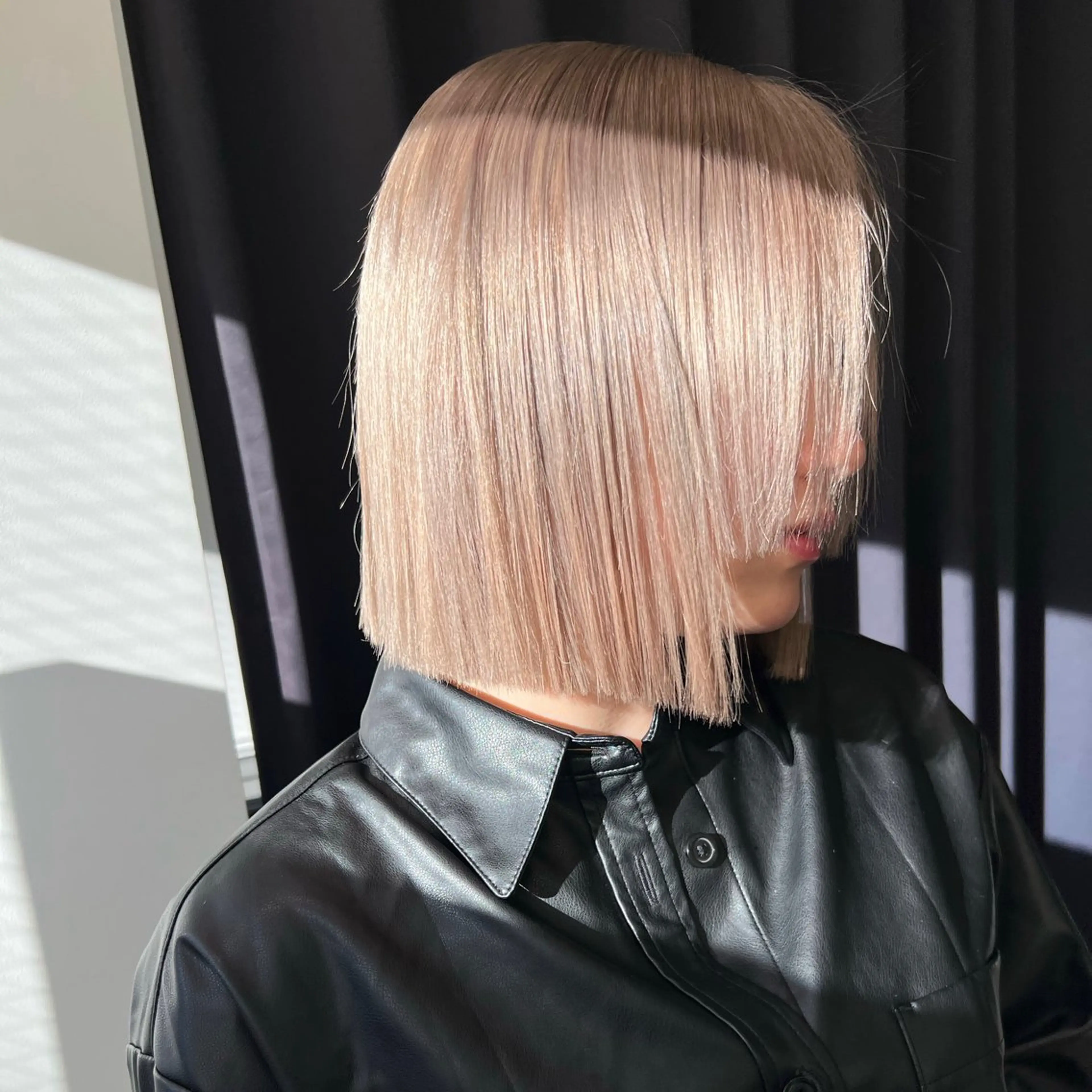 ショート カラー 銀座/メンズ特化/ ハイトーン/KANのヘアスタイル