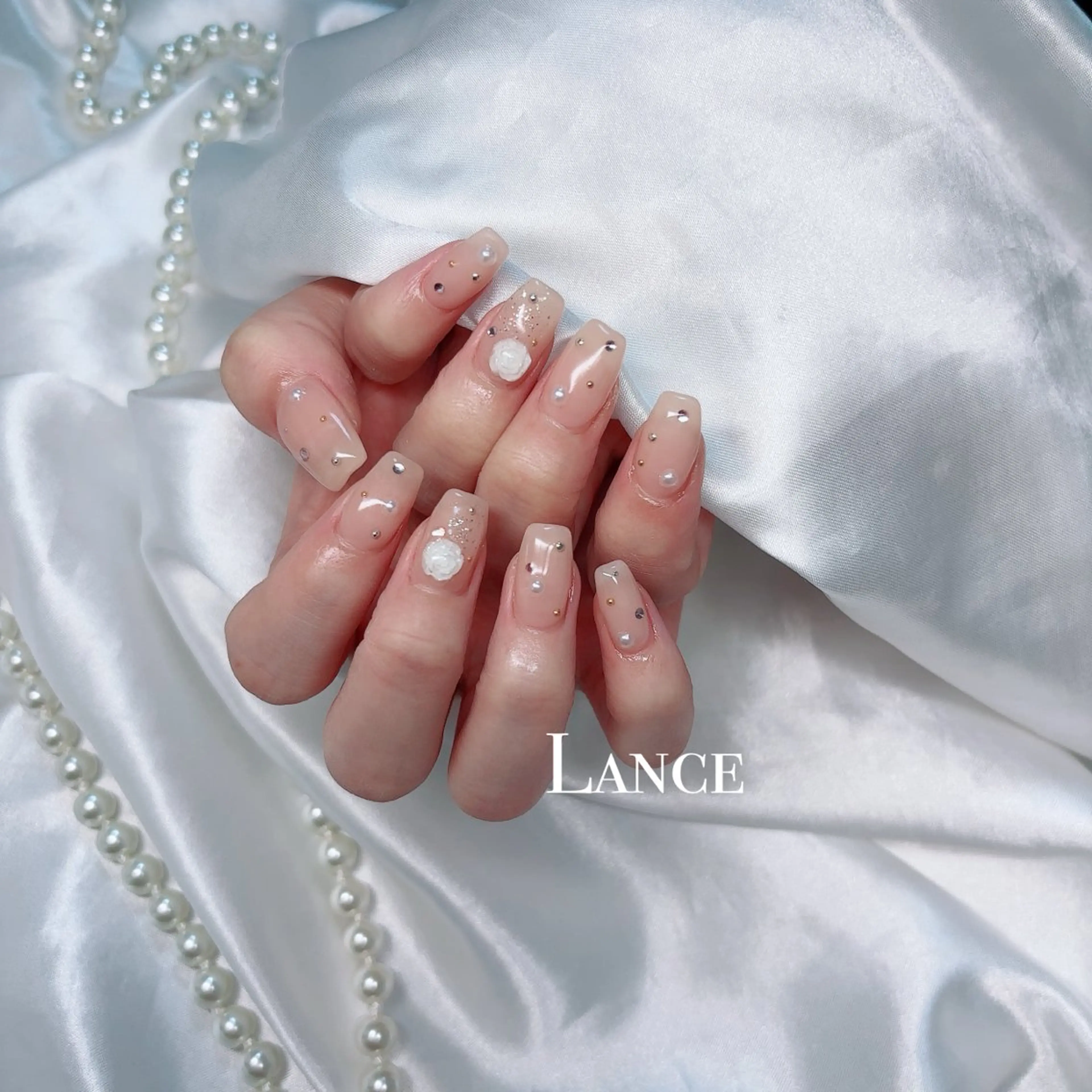 ネイル フレンチネイル キラキラネイル 韓国ネイル マグネットネイル マグネットフレンチ ハンドネイル Lance nailのネイルデザイン