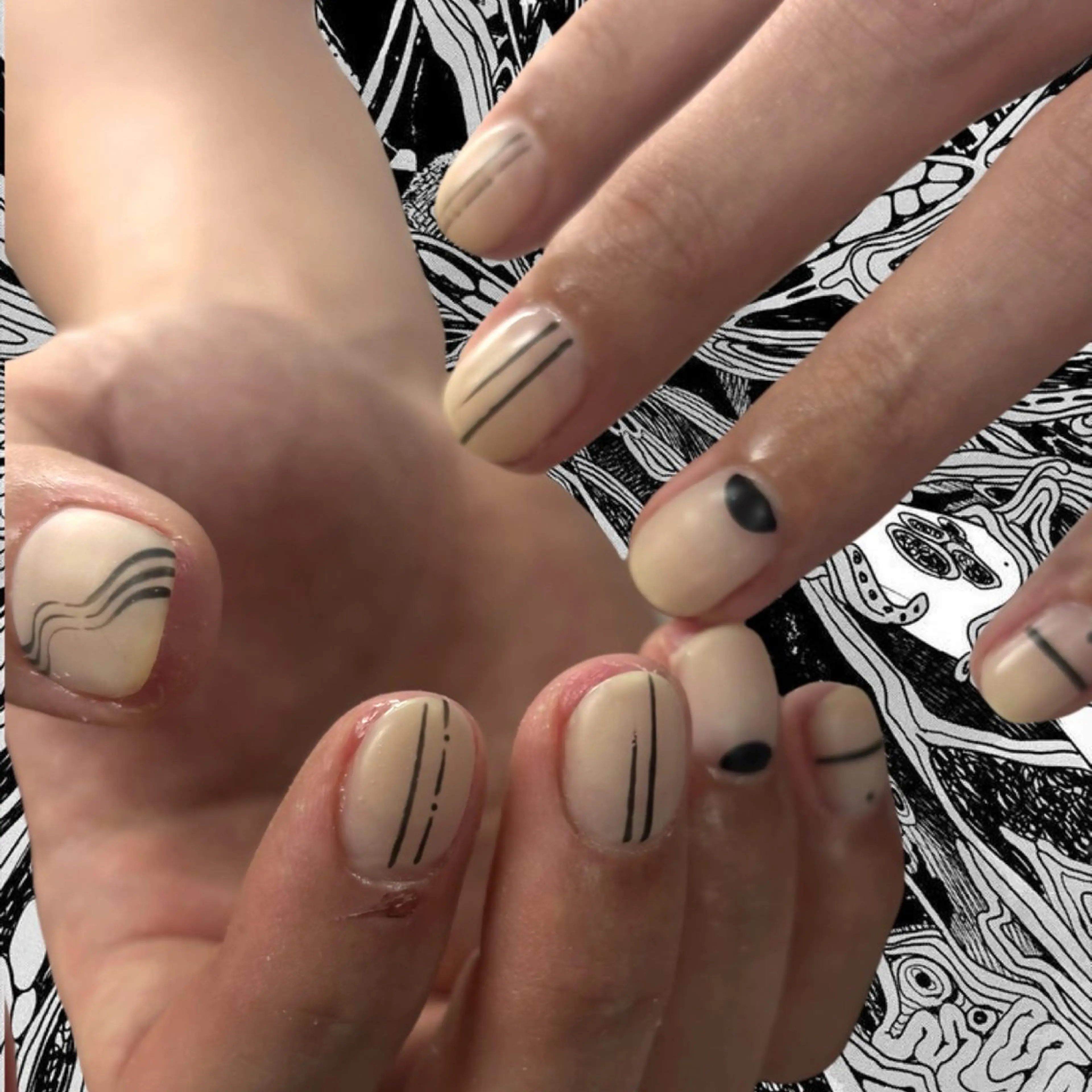ネイル ハンドネイル フットネイル yuri / 個性派nailのネイルデザイン