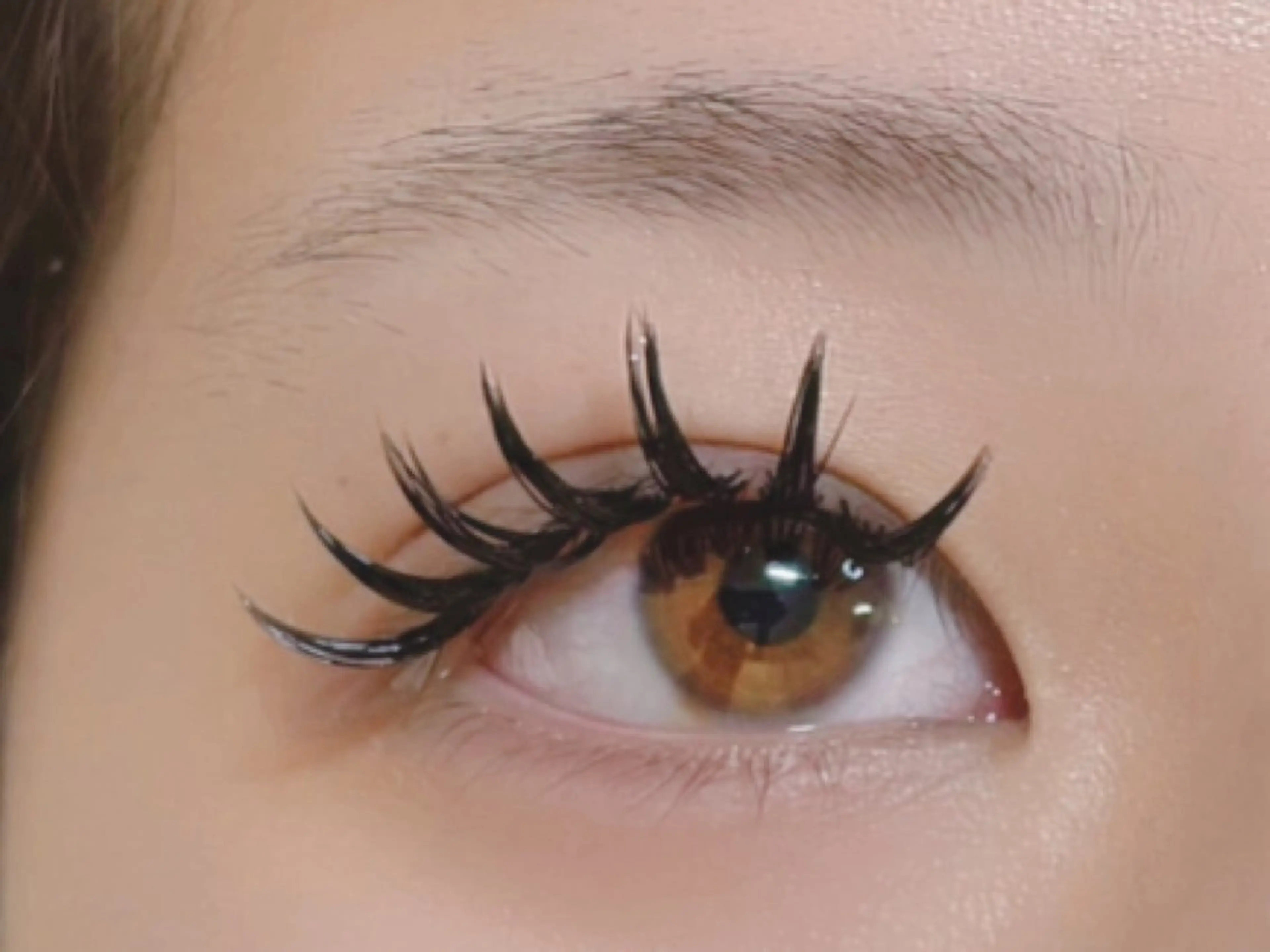 マツエク・マツパ 付け放題 バインドロック 束感まつ毛 フラットラッシュ パリジェンヌラッシュリフト マツエク オーロラ所属・AURORA RINAのマツエク・マツパデザイン