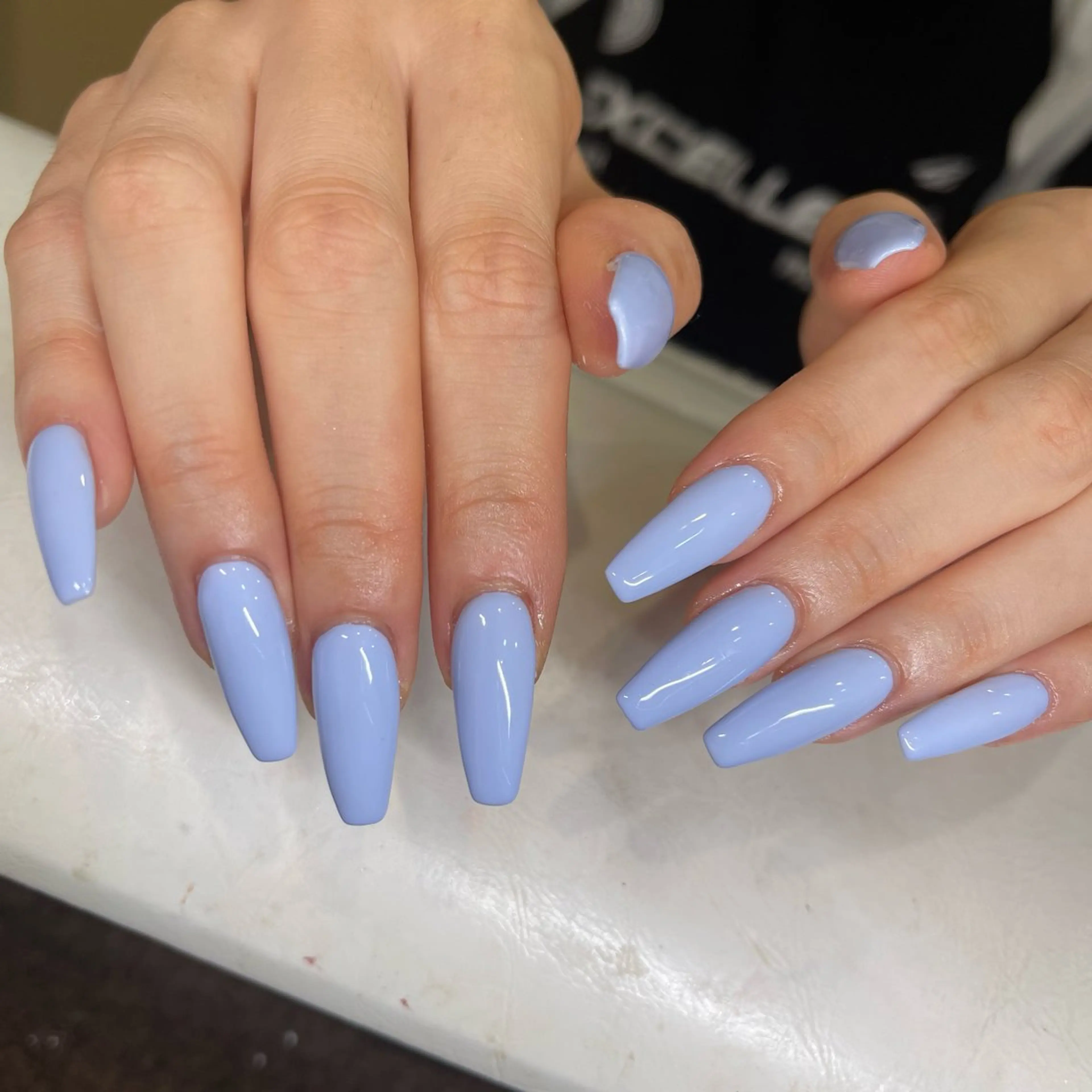 ミディアム カラー Chiin Nailのネイルデザイン