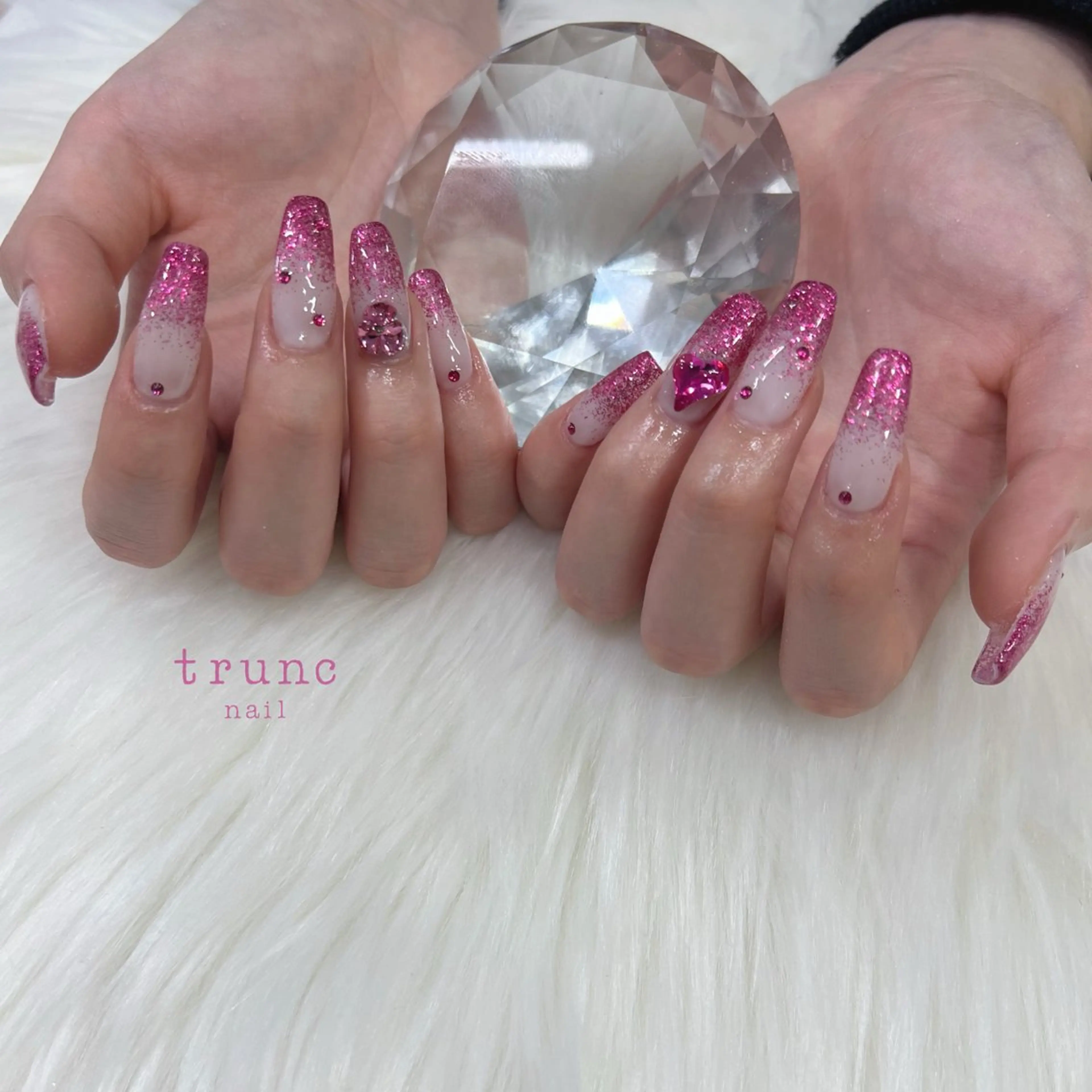 ネイル trunc nail 🌻宮下🌻のネイルデザイン